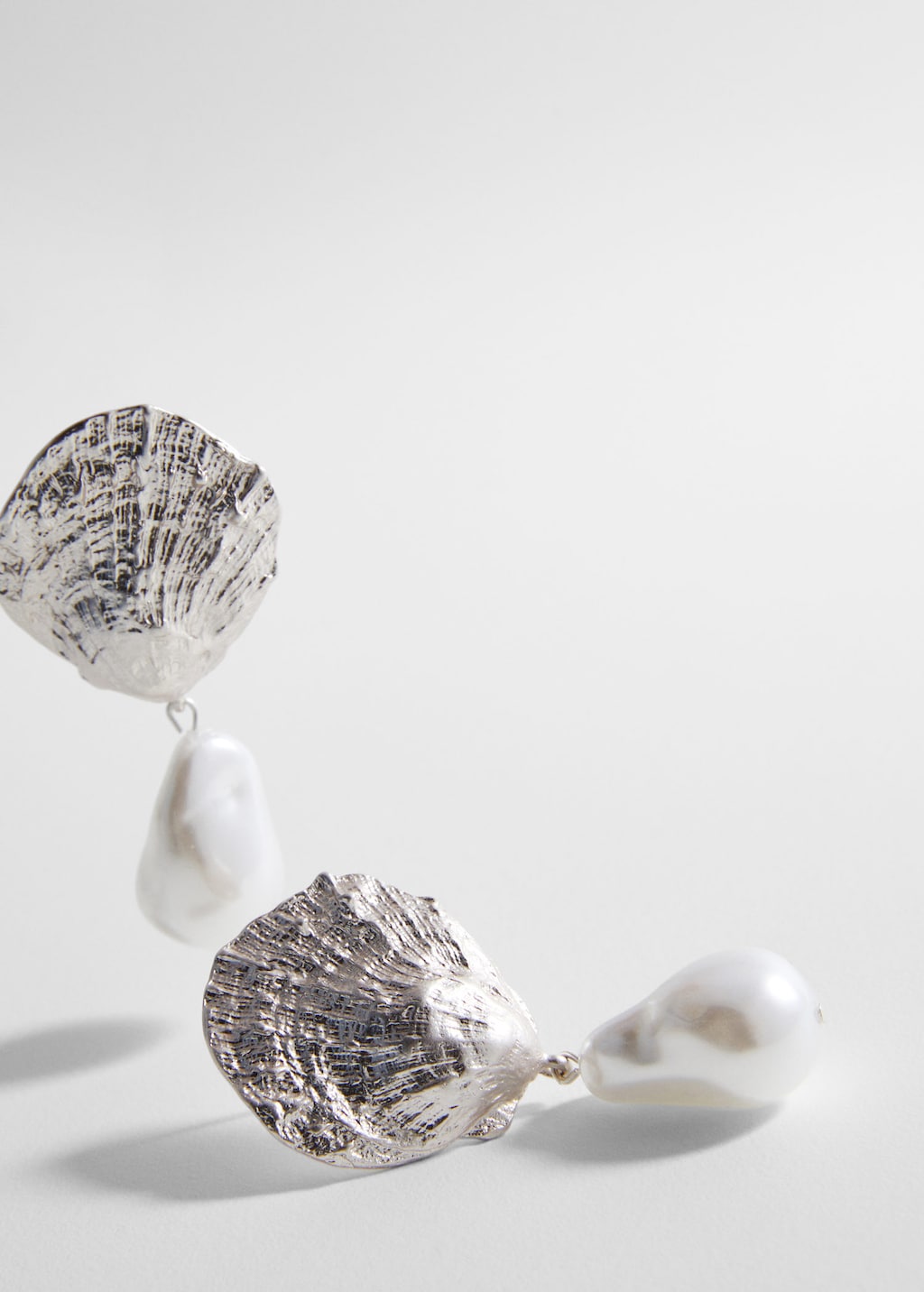Mango shell shop earrings