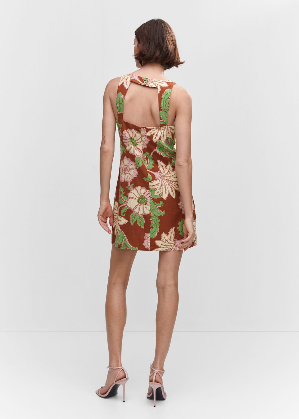 Robe en store lin mango