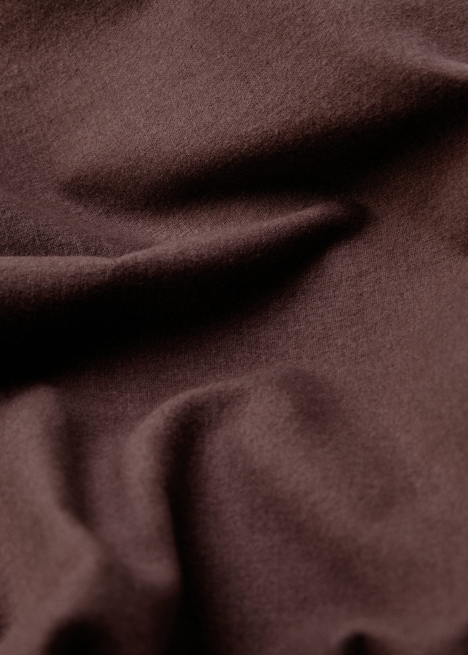 Sábana bajera en franela color liso 100% algodón gris oscuro