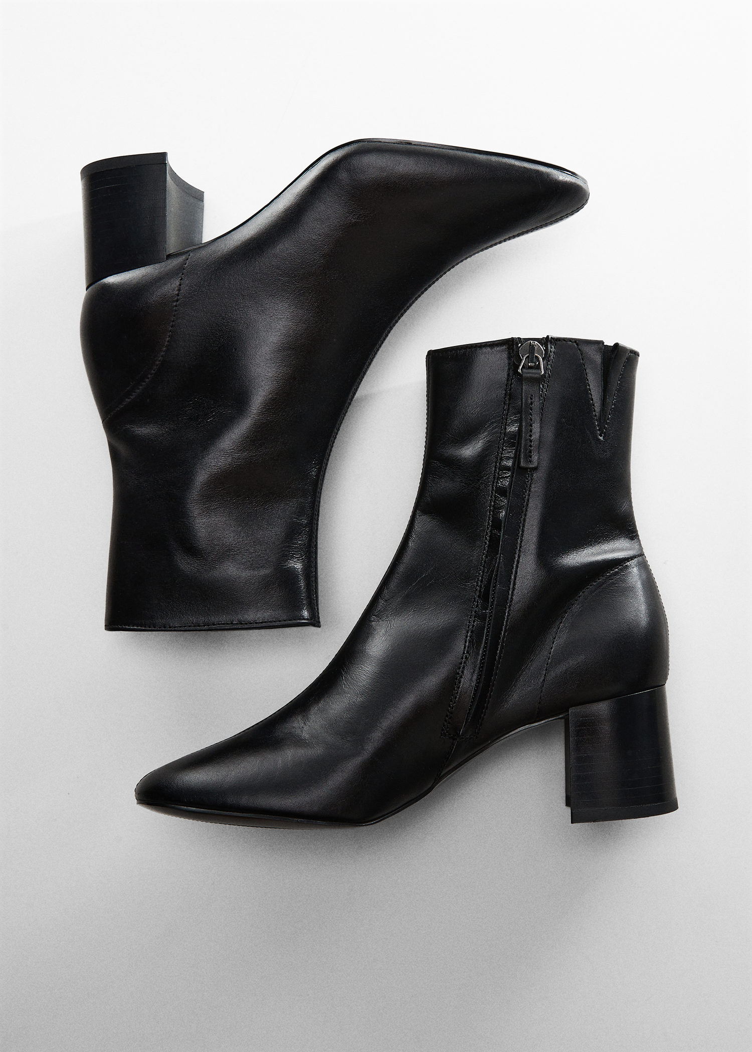 Heel leather ankle boot MANGO