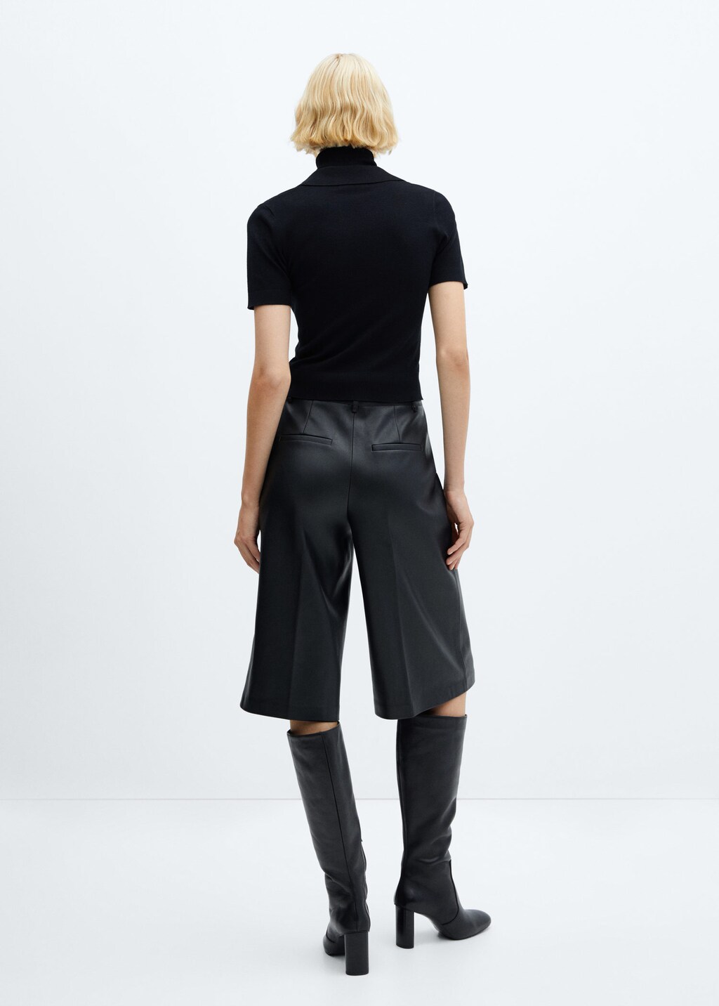 Leather effect Bermuda shorts MANGO