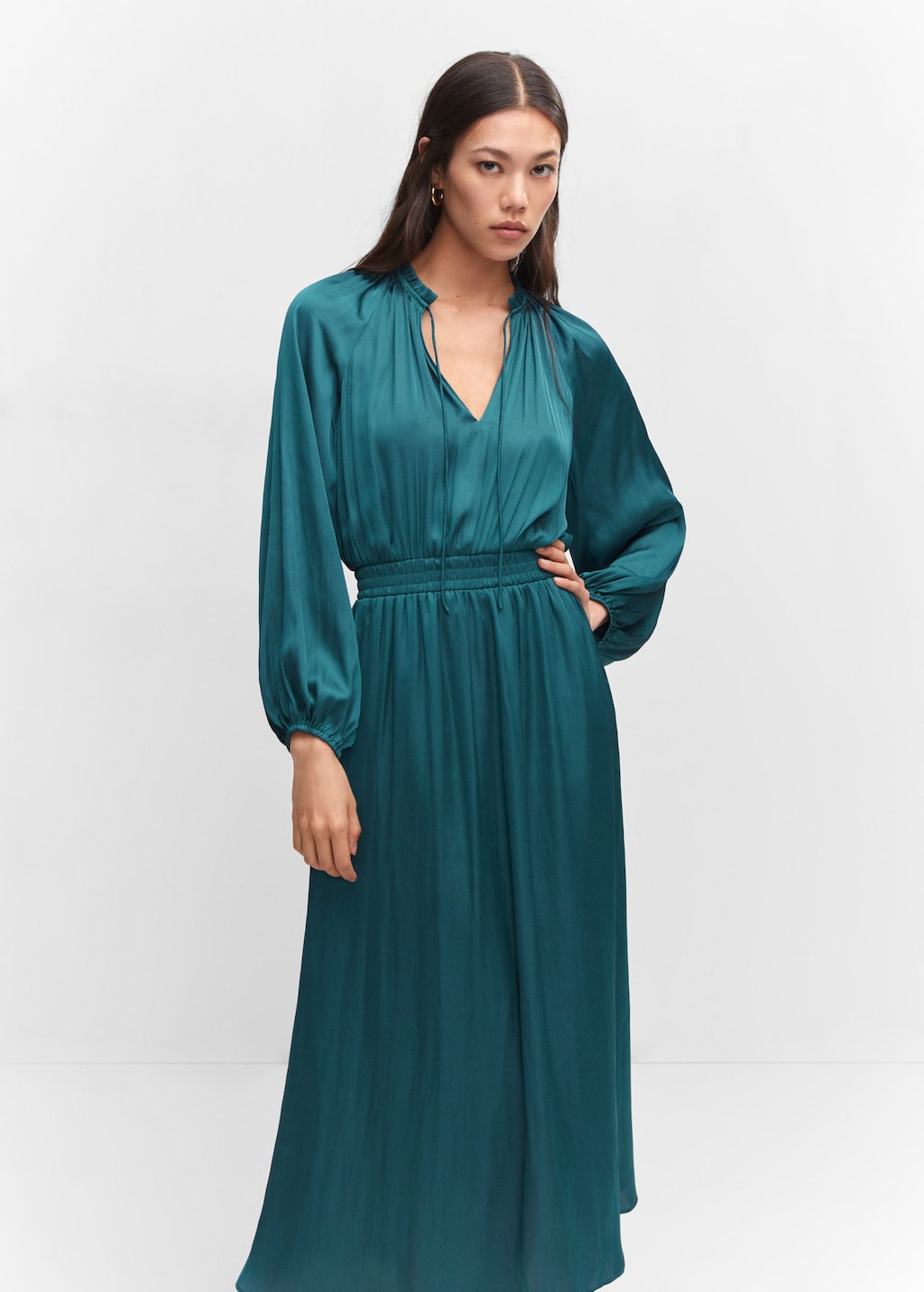 Puffed sleeves satin dress MANGO