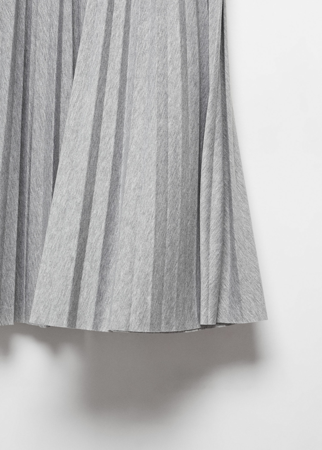 Pleated flared skirt