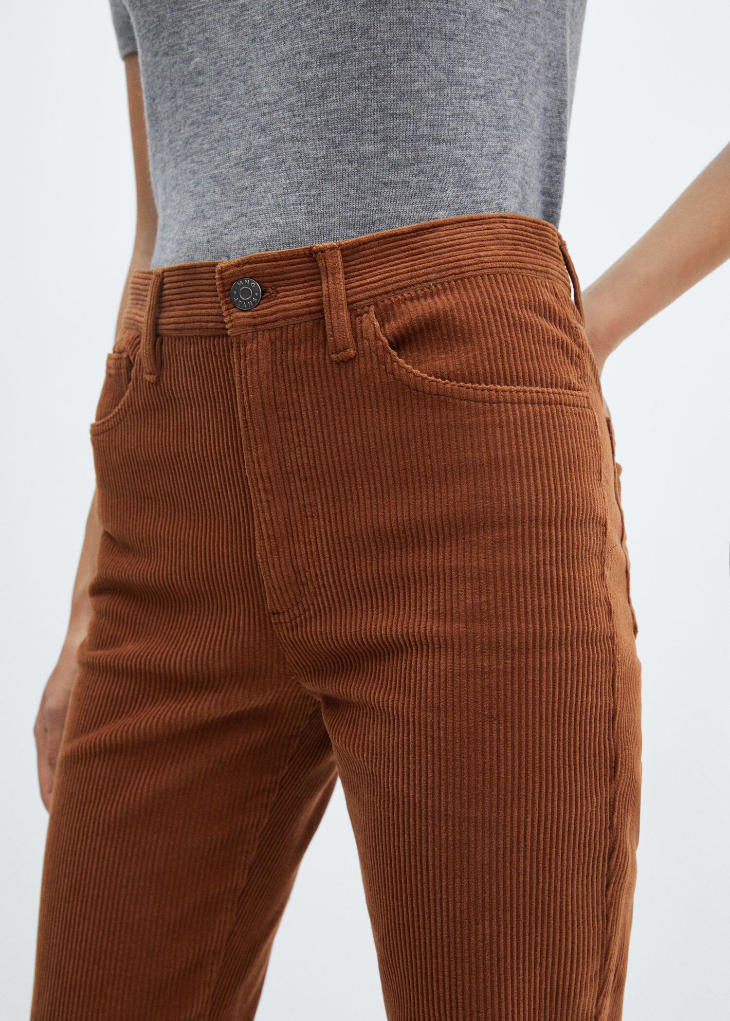 Mid-rise corduroy flared trousers | MANGO