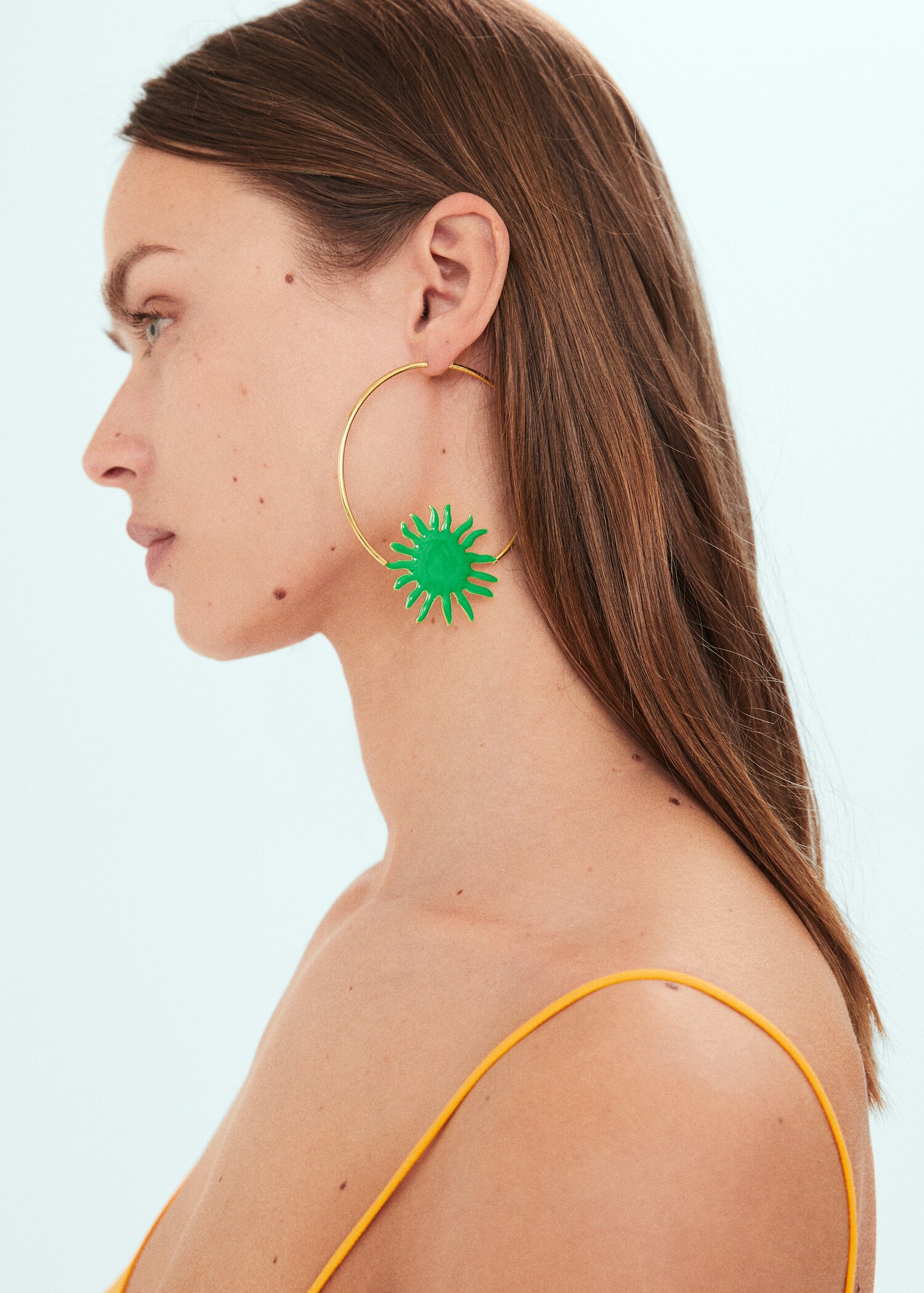 Maxi hoop earrings - General plane