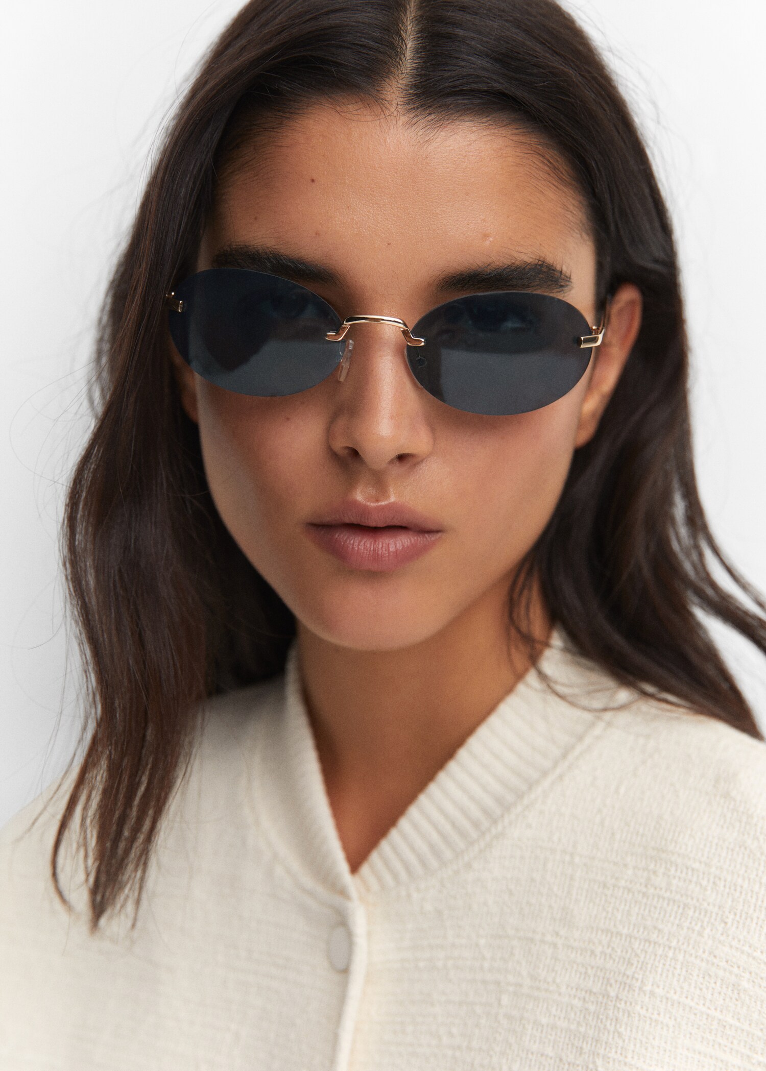 Oval sunglasses - General plane