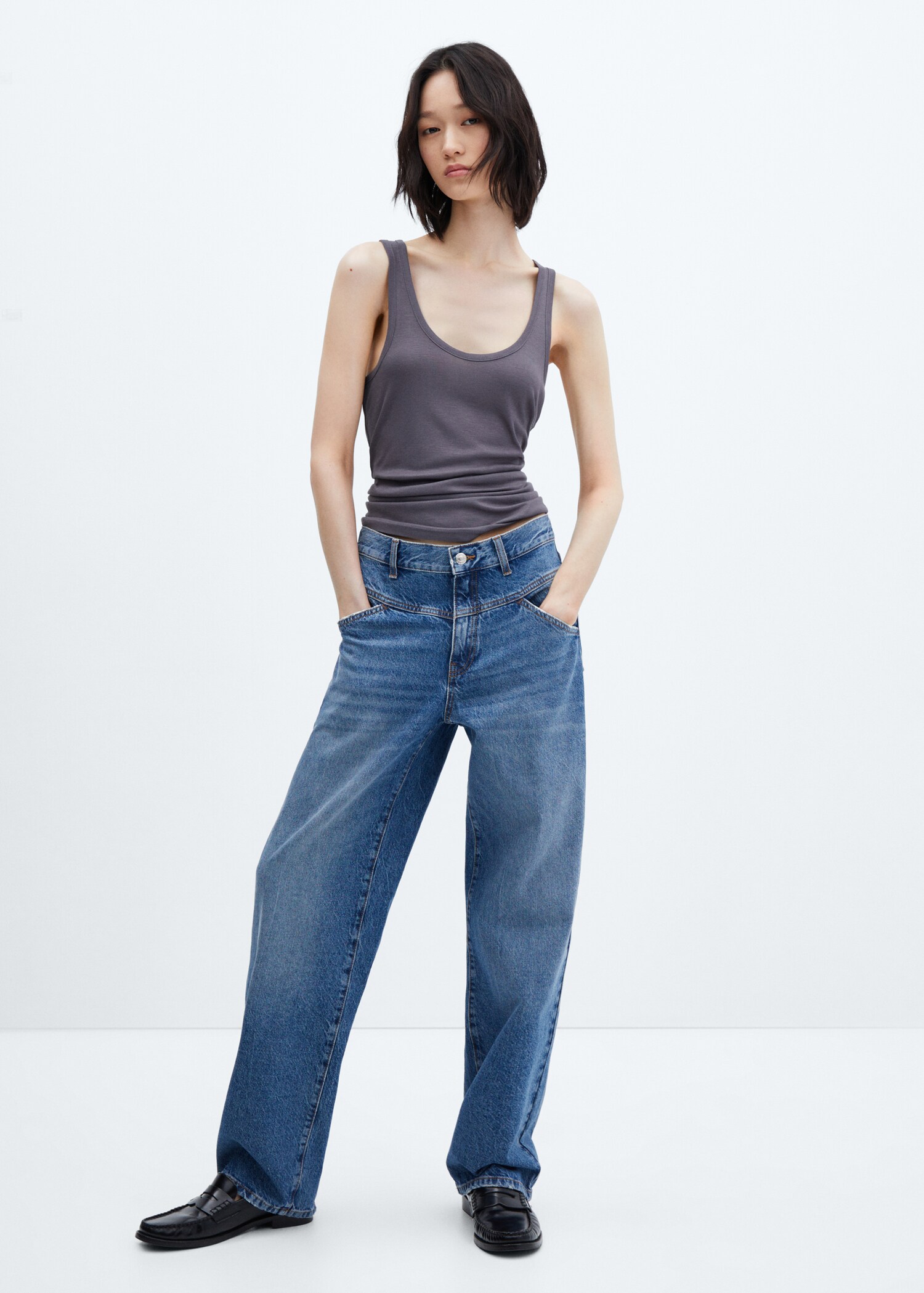 Jeans wideleg tiro alto costuras - Plano general