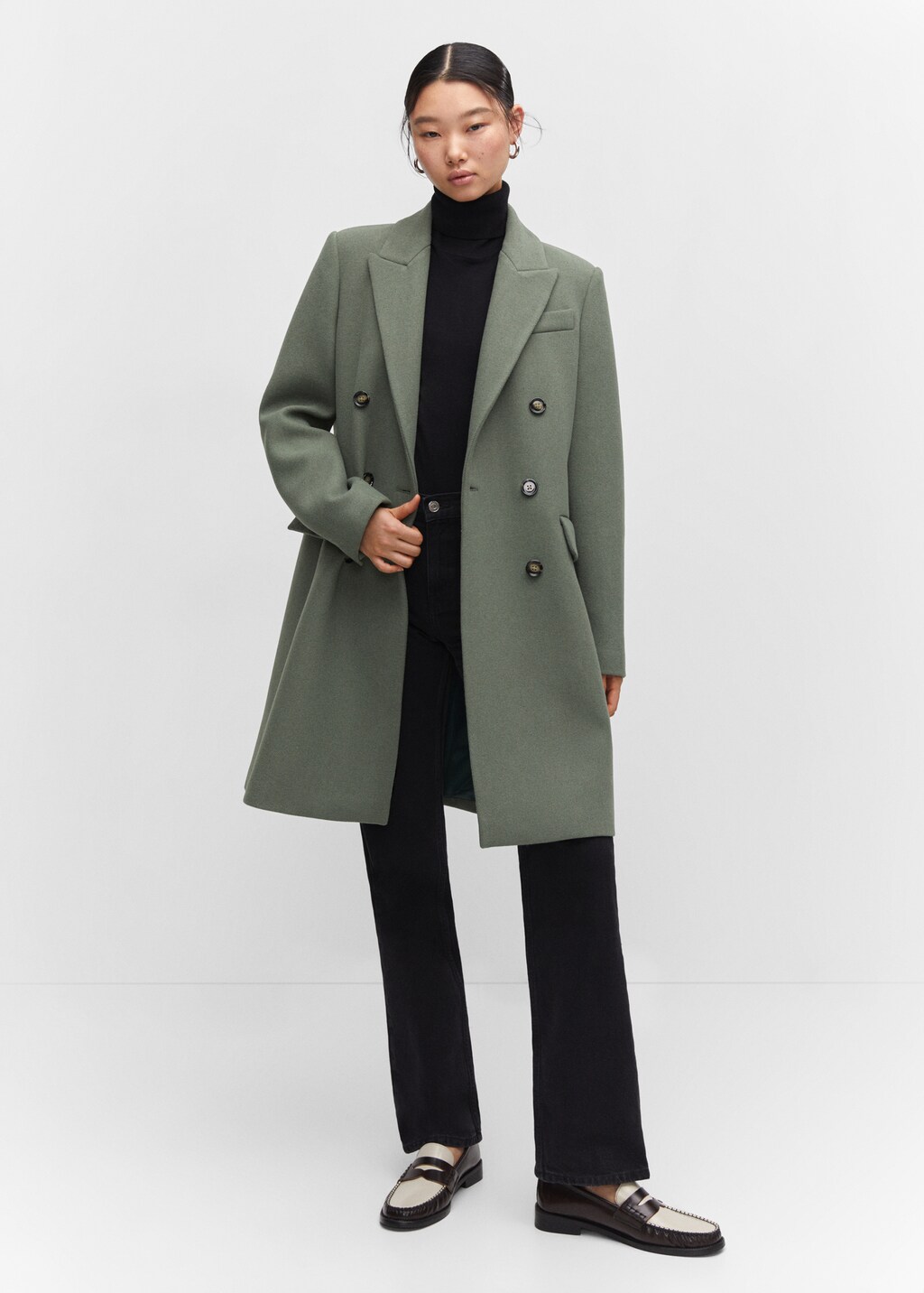 Wool double-breasted coat Wool double-breasted coat