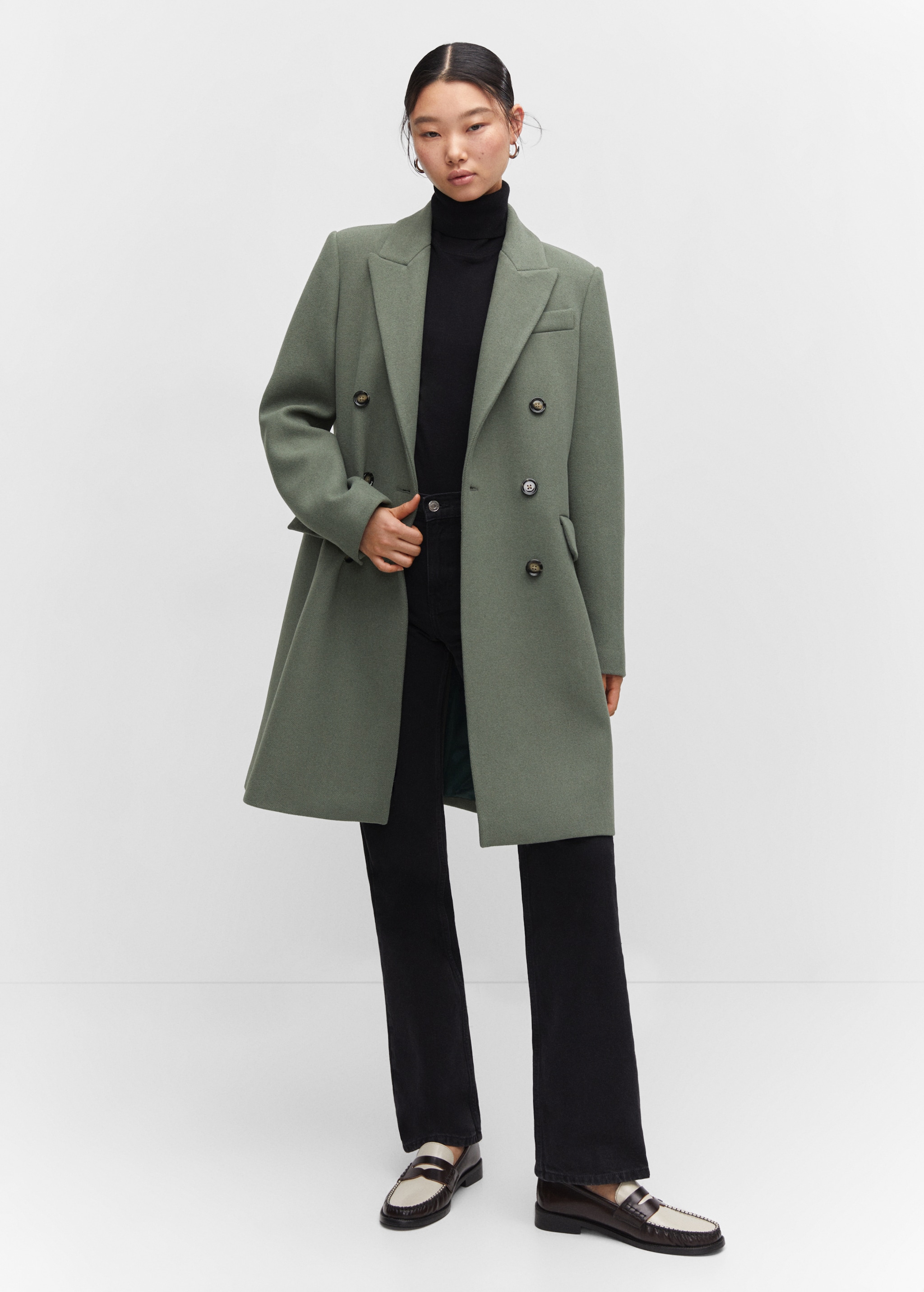 Wool double-breasted coat - General plane