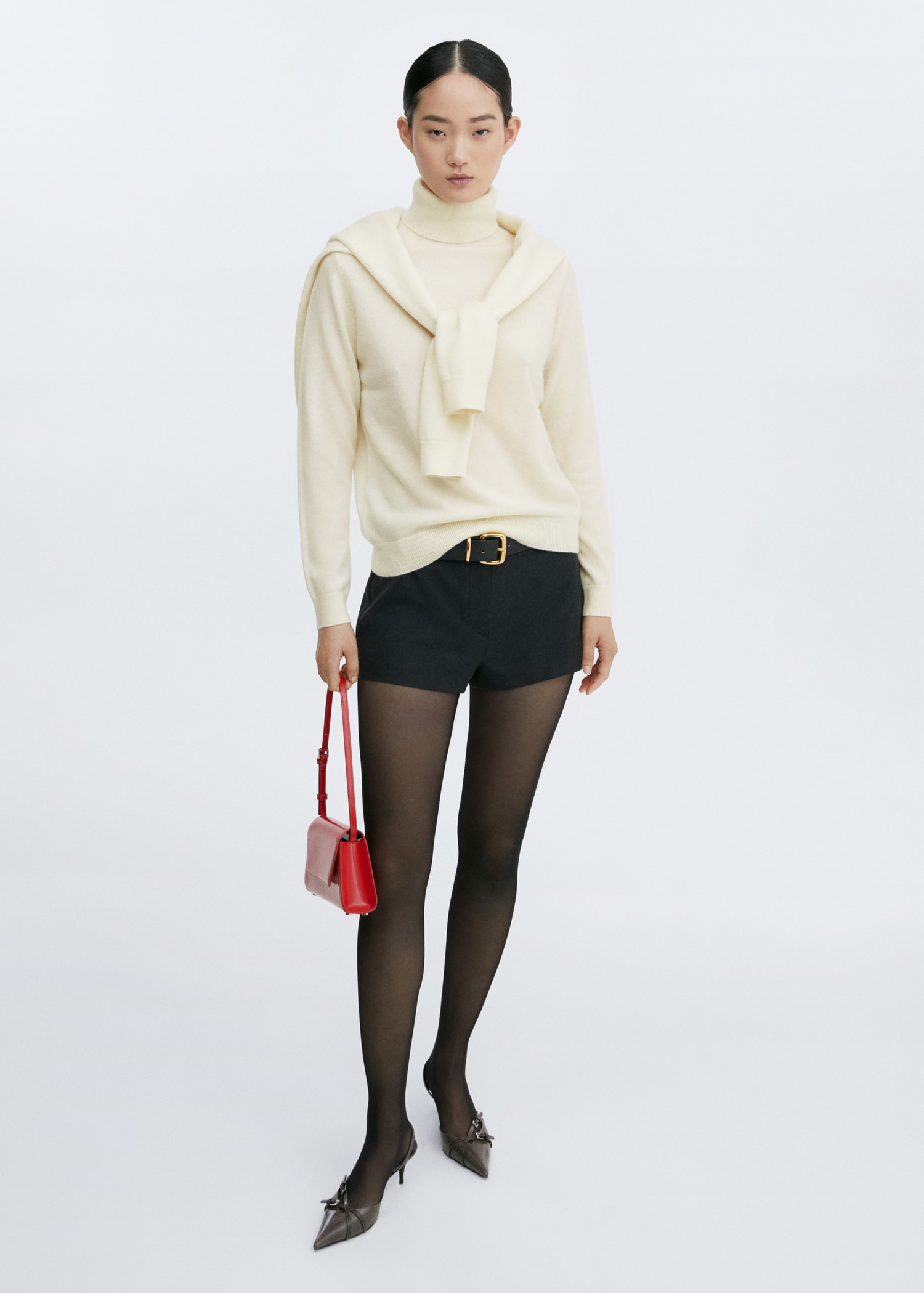 100% cashmere turtleneck sweater - General plane