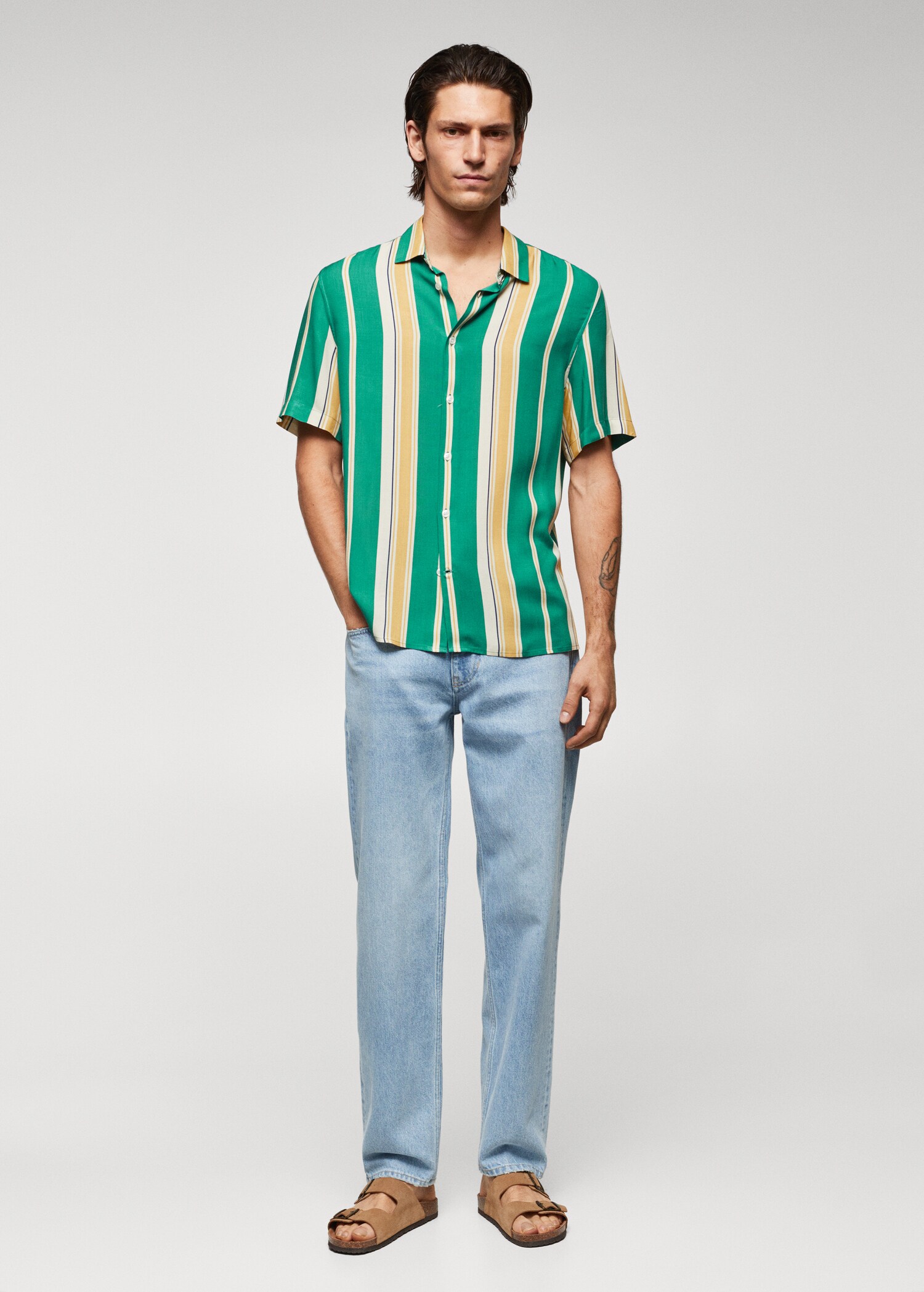 Short sleeve striped shirt - General plane