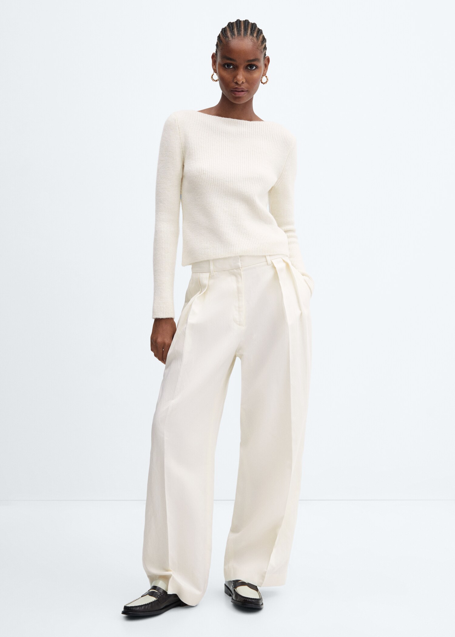 Boat-neck knitted sweater - General plane