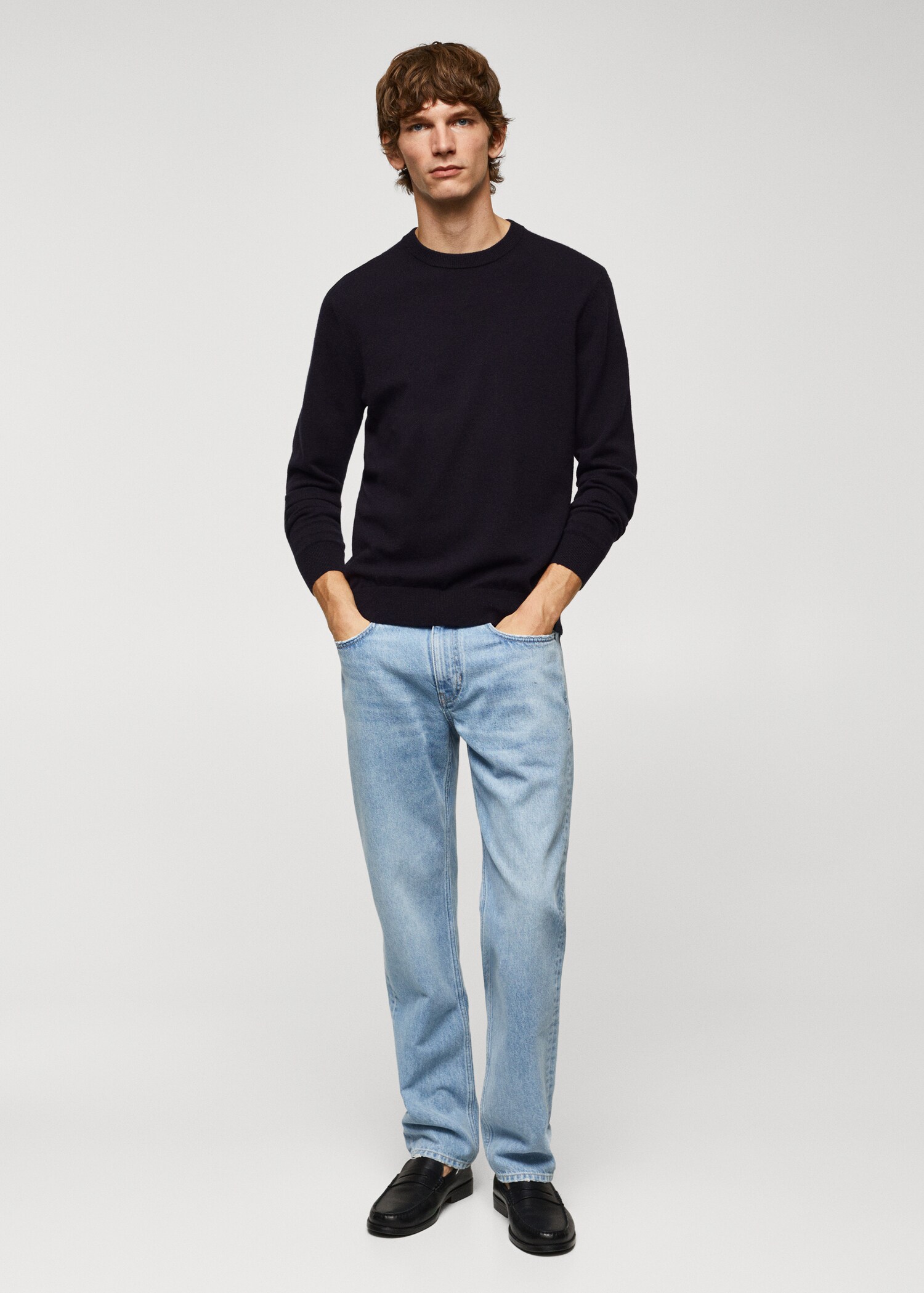 Fine-knit wool-blend sweater - General plane