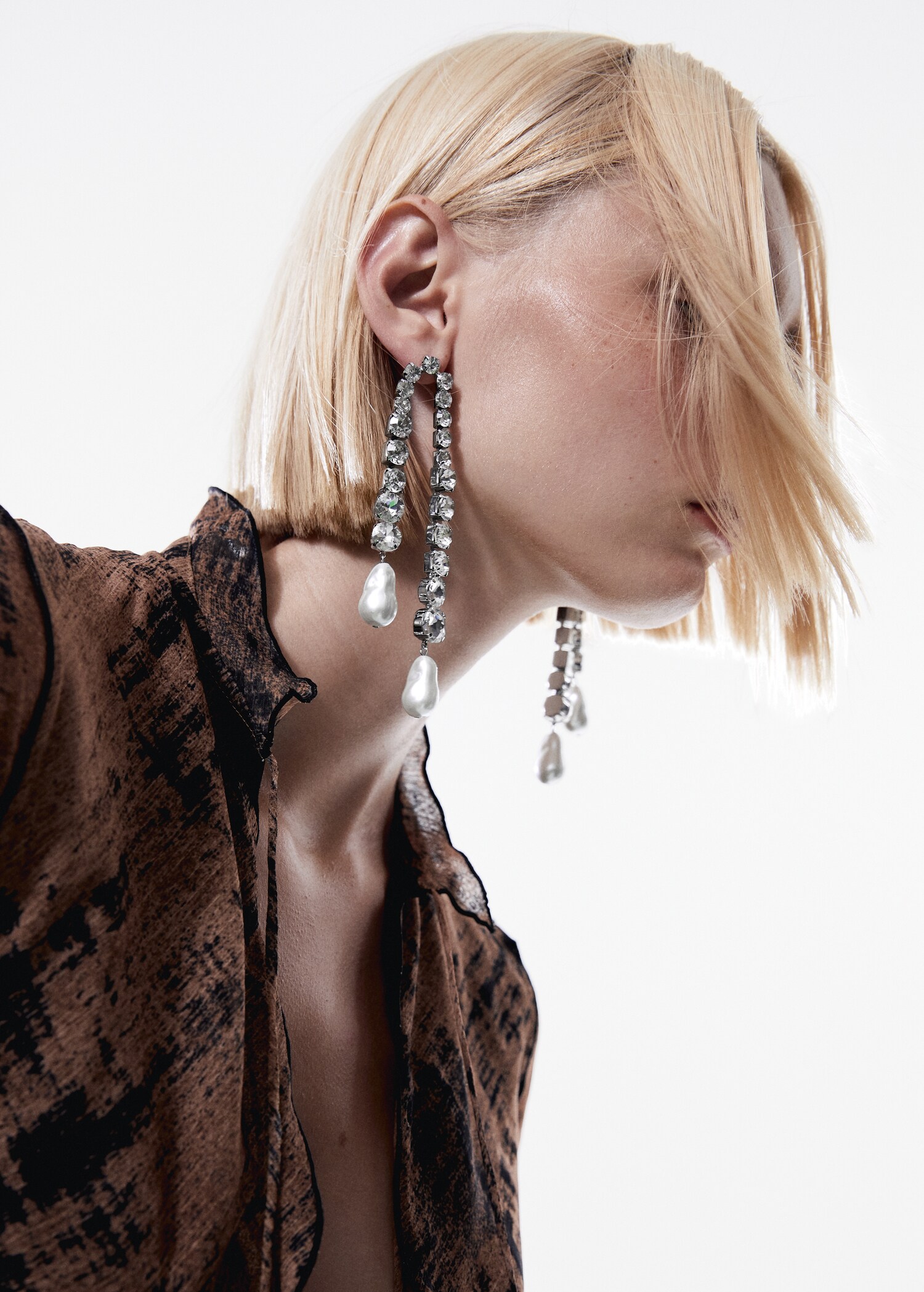 Pendant crystals earrings - General plane