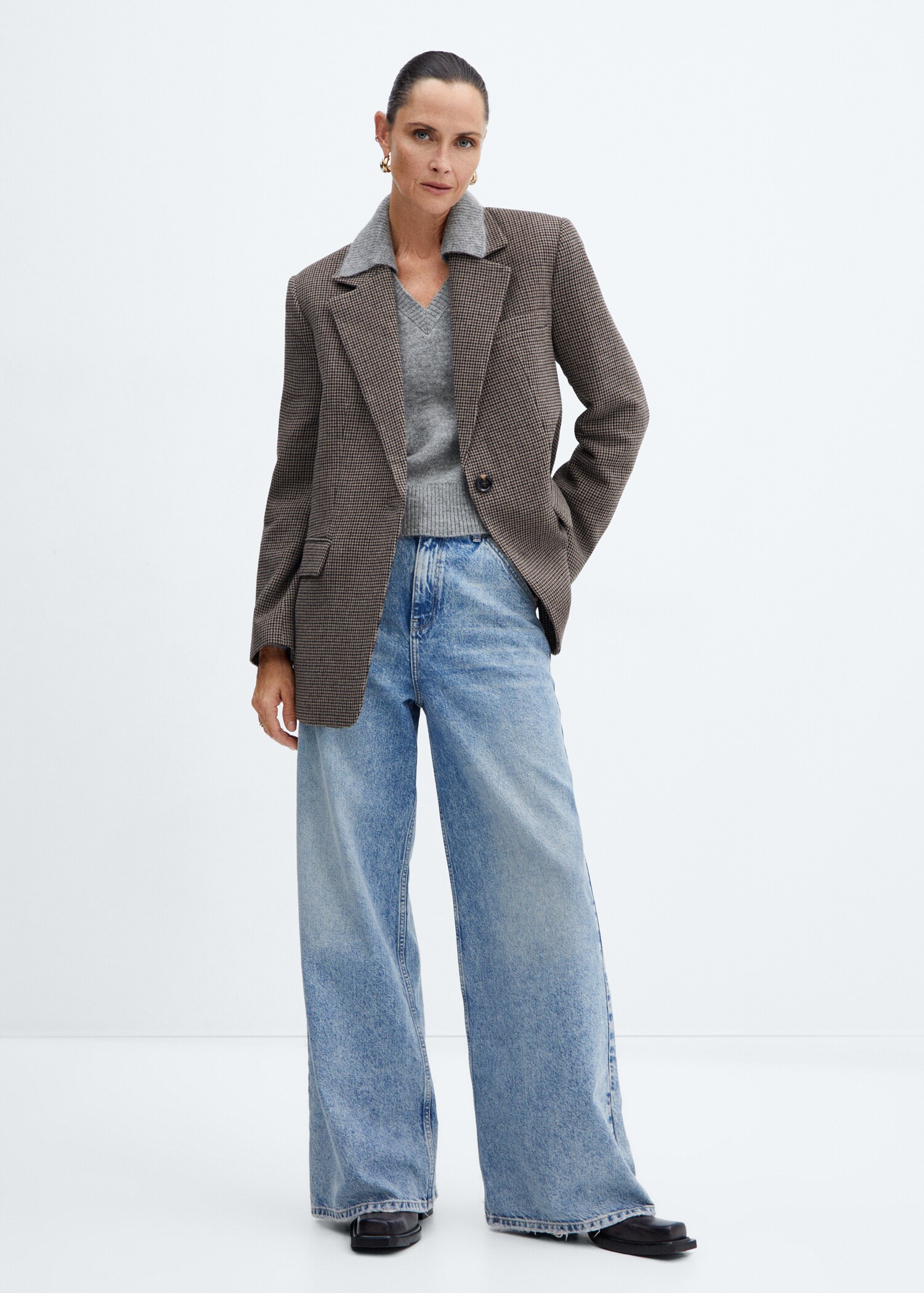 Polo-neck sweater with shoulder pads  - General plane