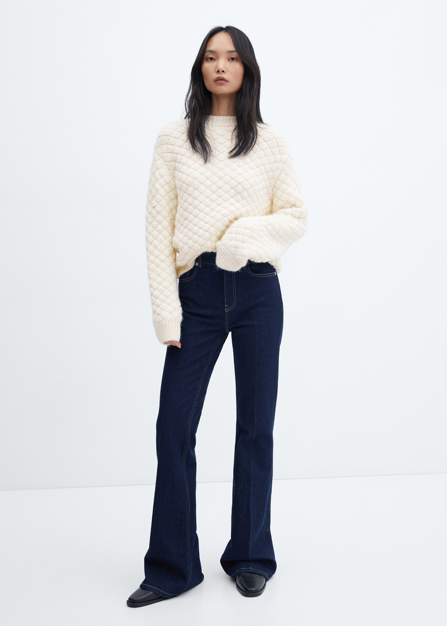 Oversize knit sweater - General plane