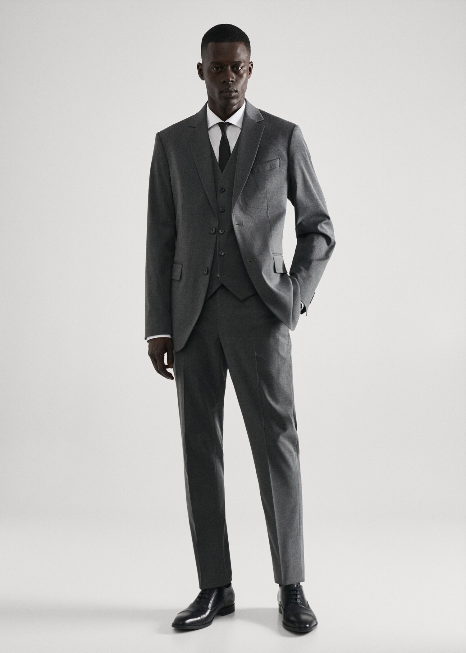 Slim-fit suit waistcoat - General plane