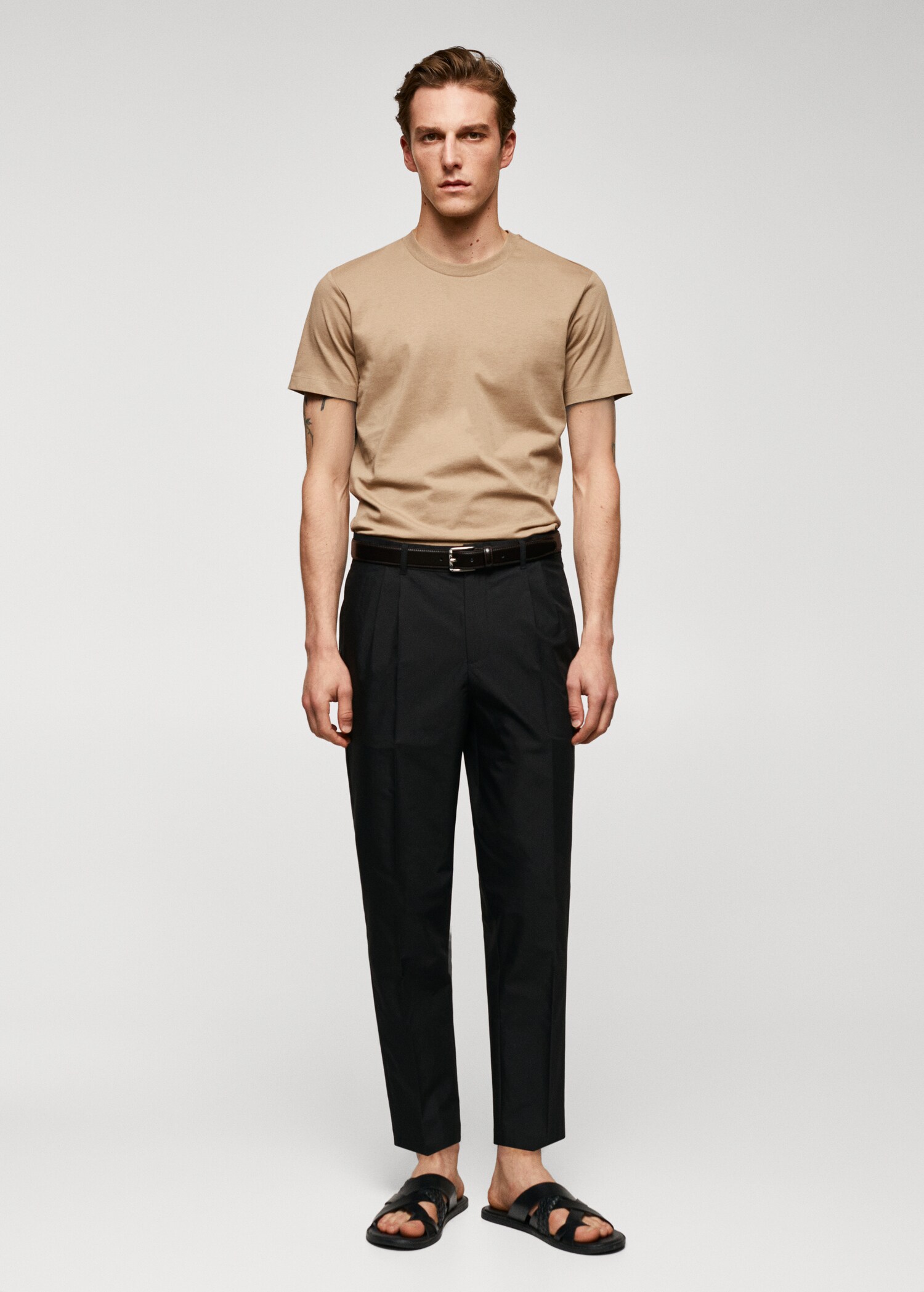 Basic cotton stretch t-shirt - General plane