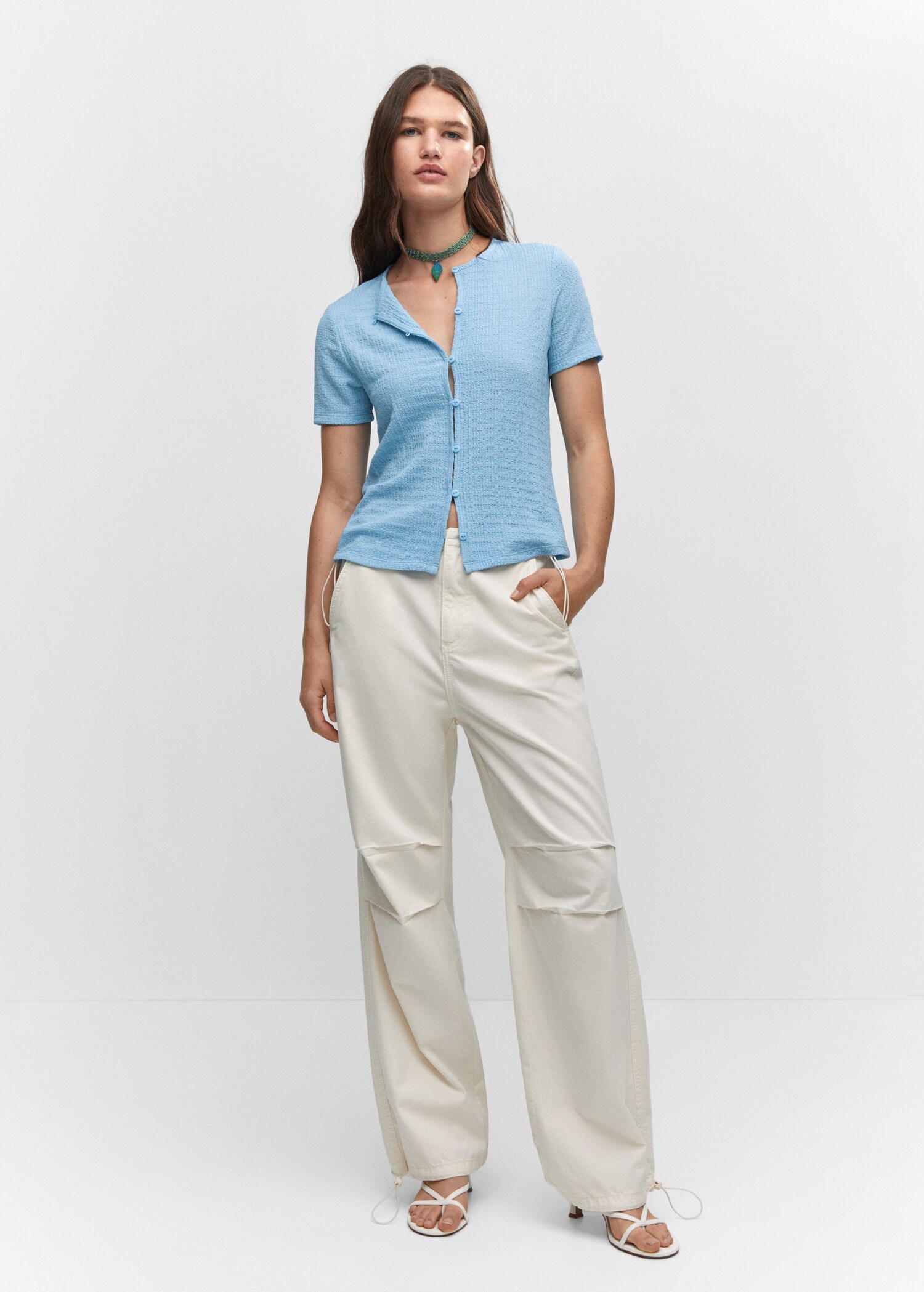 Buttoned texture T-shirt - General plane