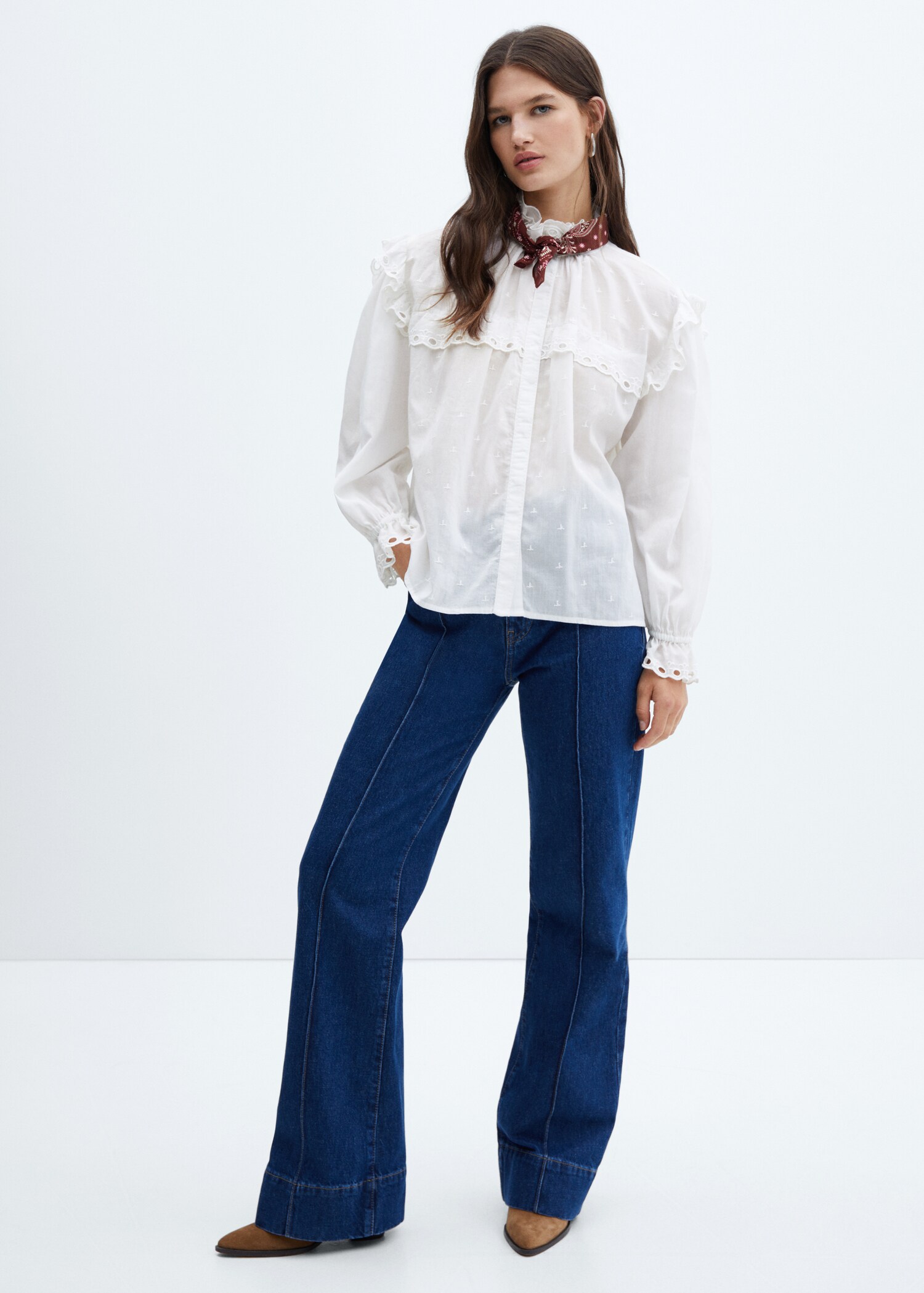 Embroidered details blouse - General plane