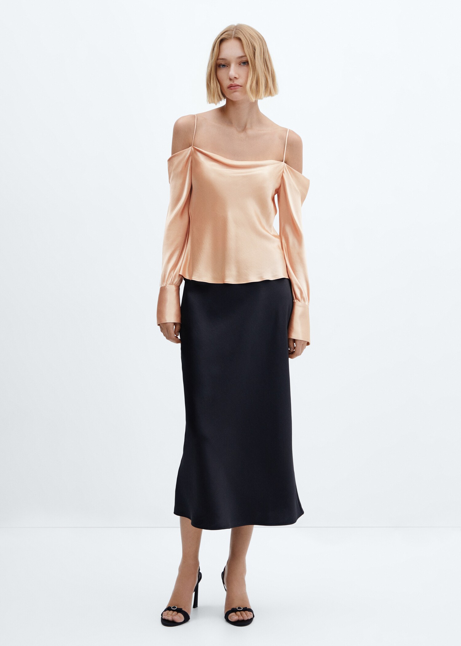 Blouse satin col bénitier - Plan général