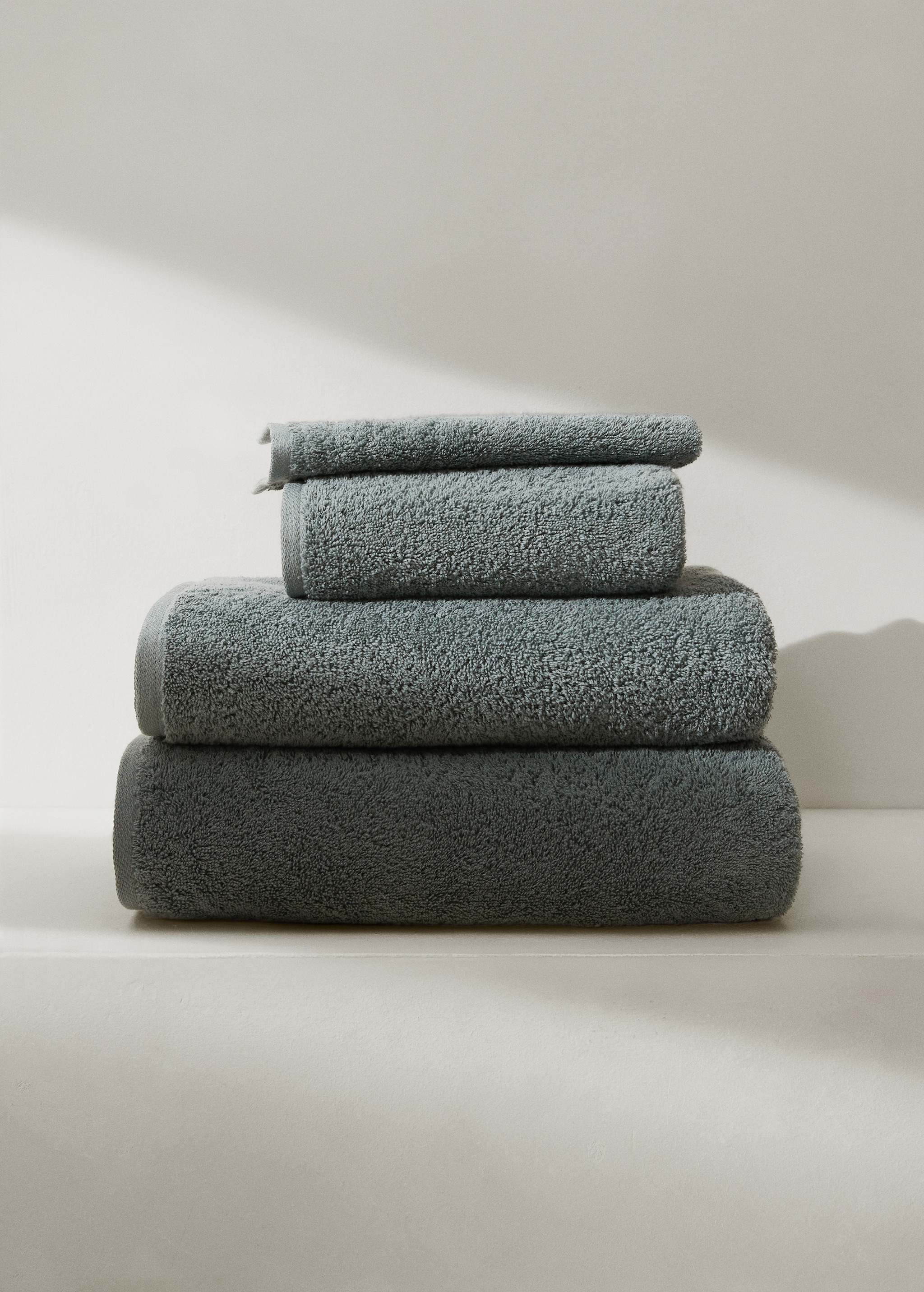 Ręcznik kąpielowy z bawełny 500 g/m2 70 x 140 cm - Plan ogólny