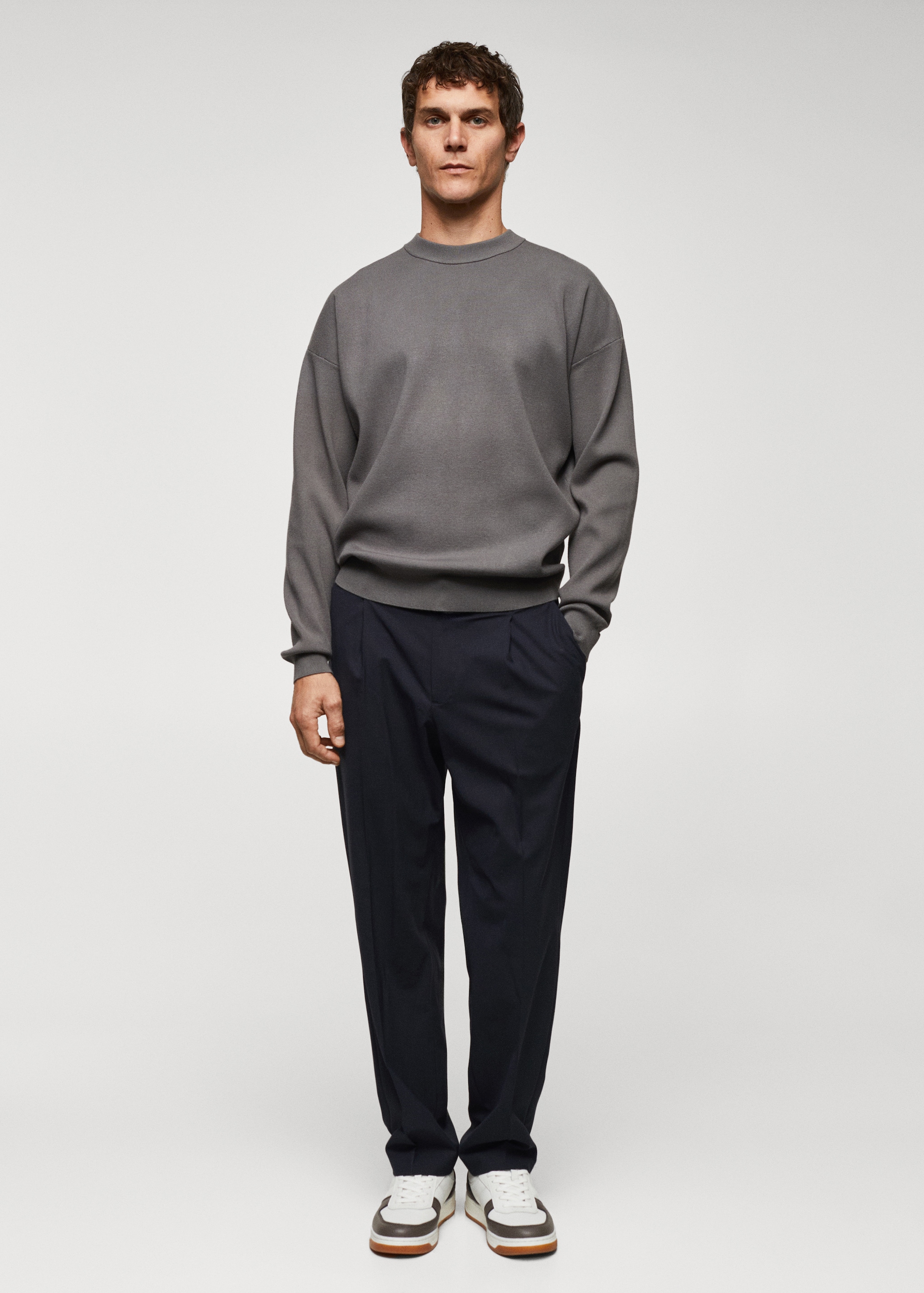 Relaxed-fit wool trousers - General plane