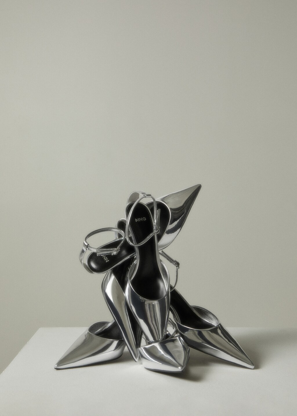 5525☆ Metallic heel shoes - Women | MANGO Kosovo