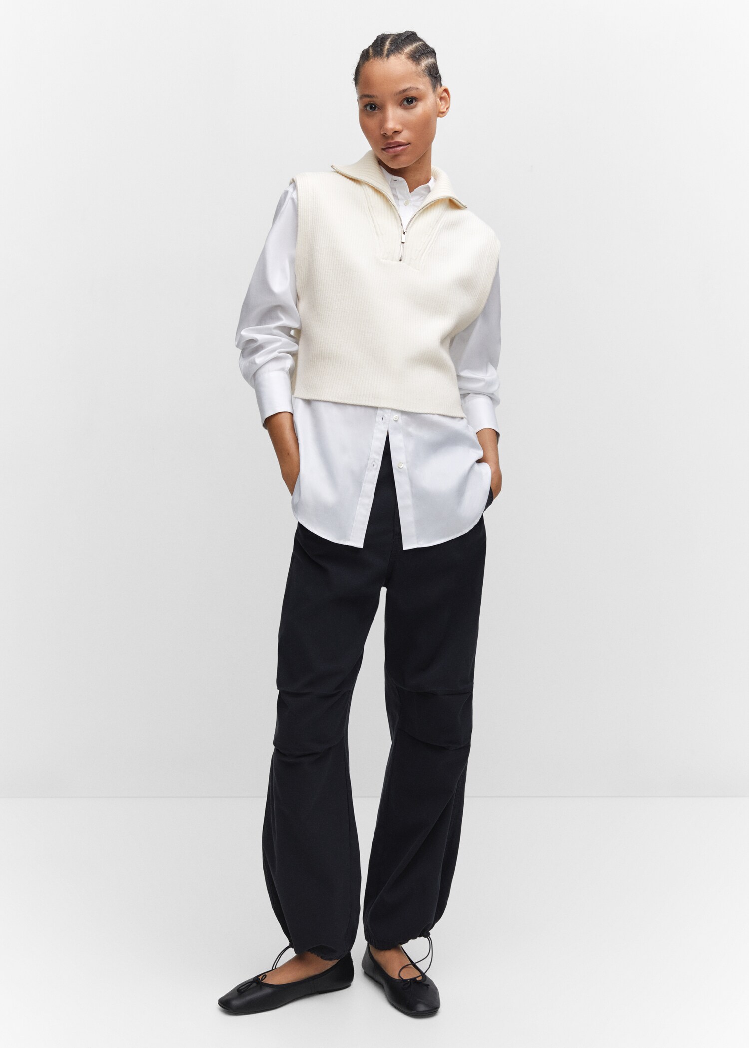 Knitted gilet with zip - General plane