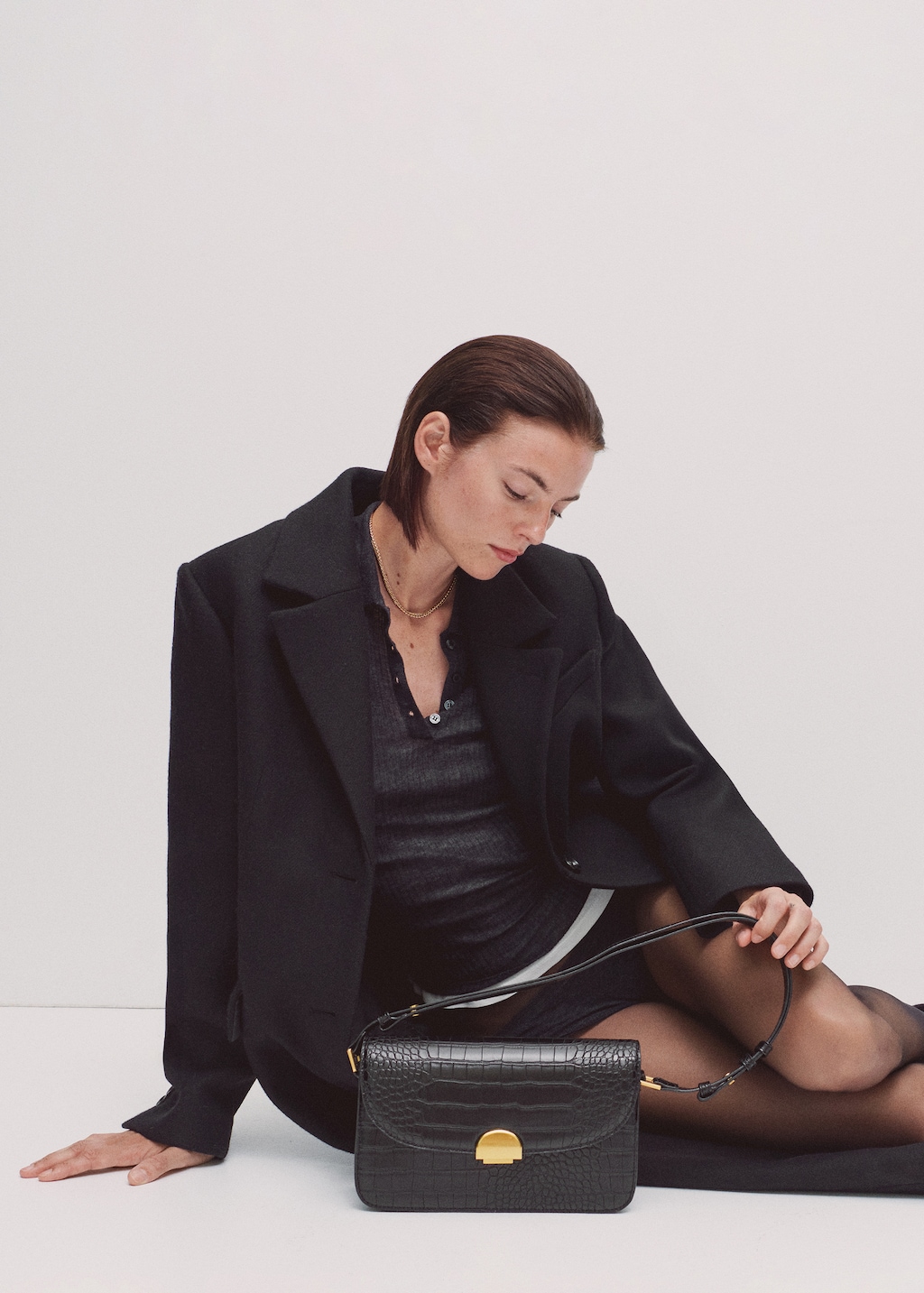 Rectangular crossbody bag - Woman | MANGO Georgia