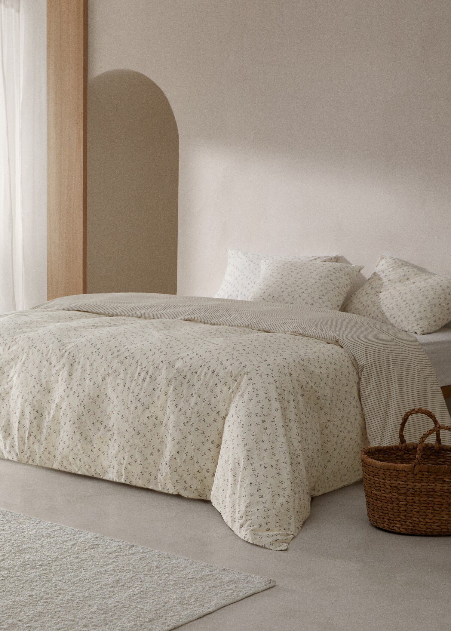 Housse de couette réversible fleurs et rayures Lit 135/140 cm - Plan général