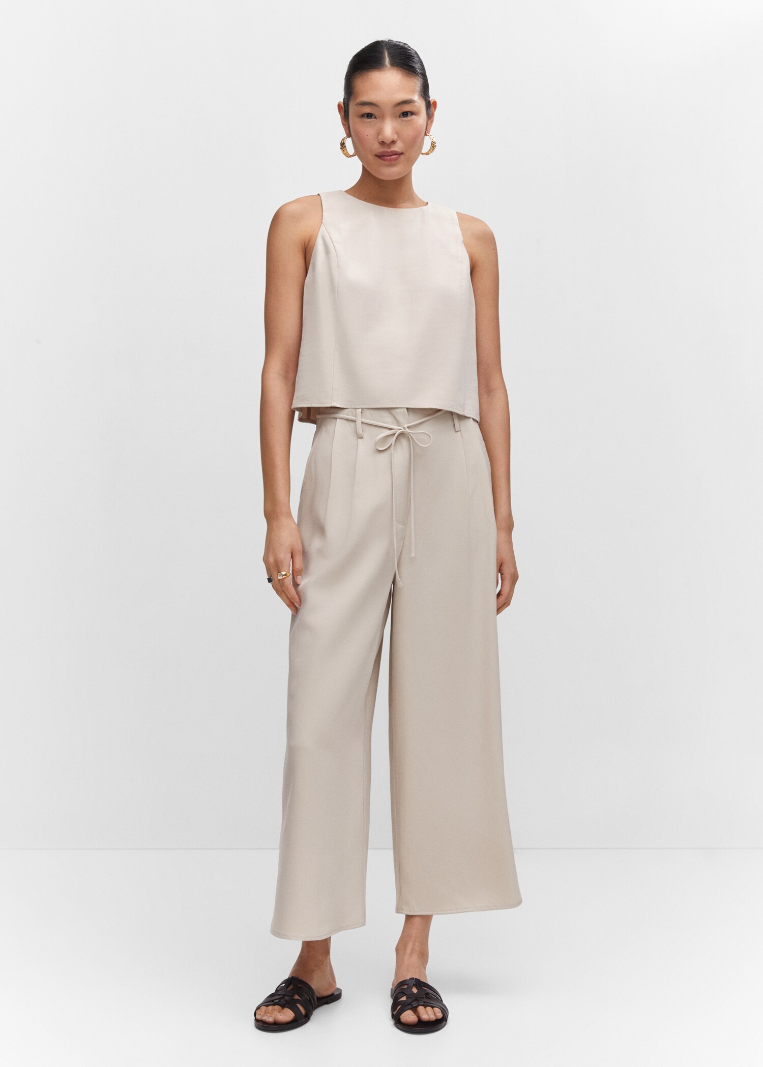 Wideleg trousers with elastic waist - General plane