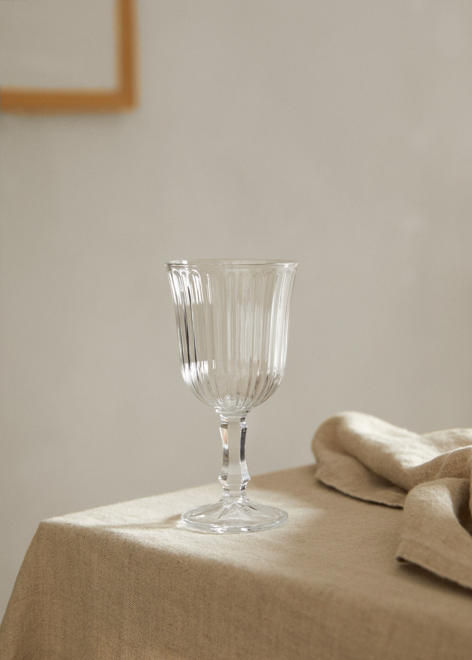 Verre à pied relief en verre - Plan général