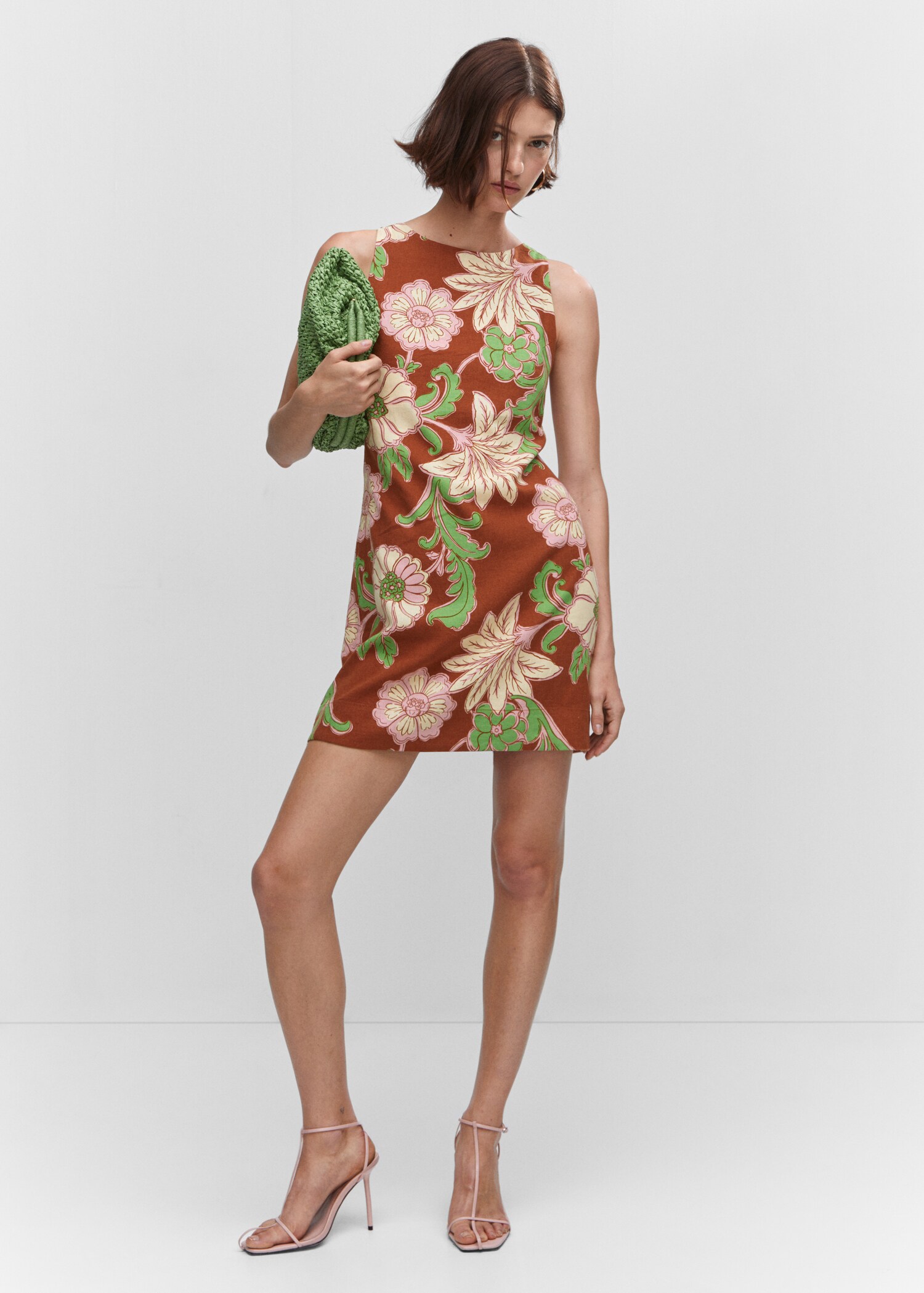 Linen dress with back opening - General plane