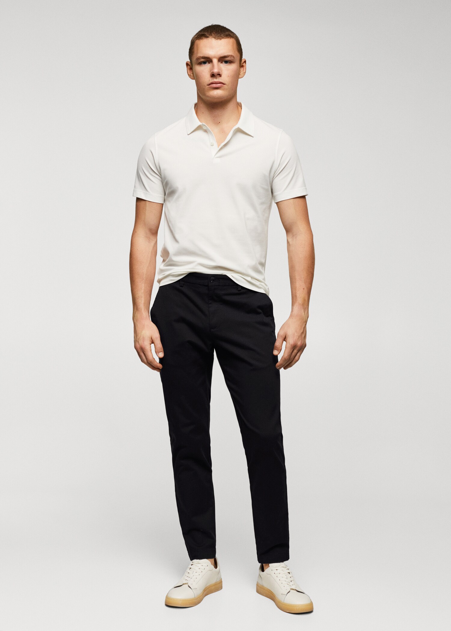 Celana panjang katun crop tapered - Tampilan Umum