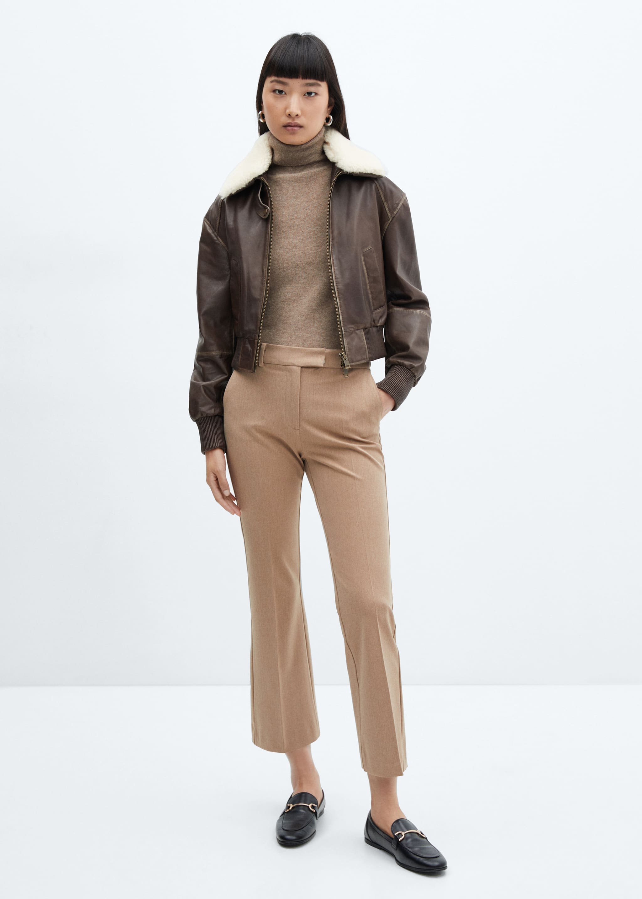 Cropped flared trousers - General plane