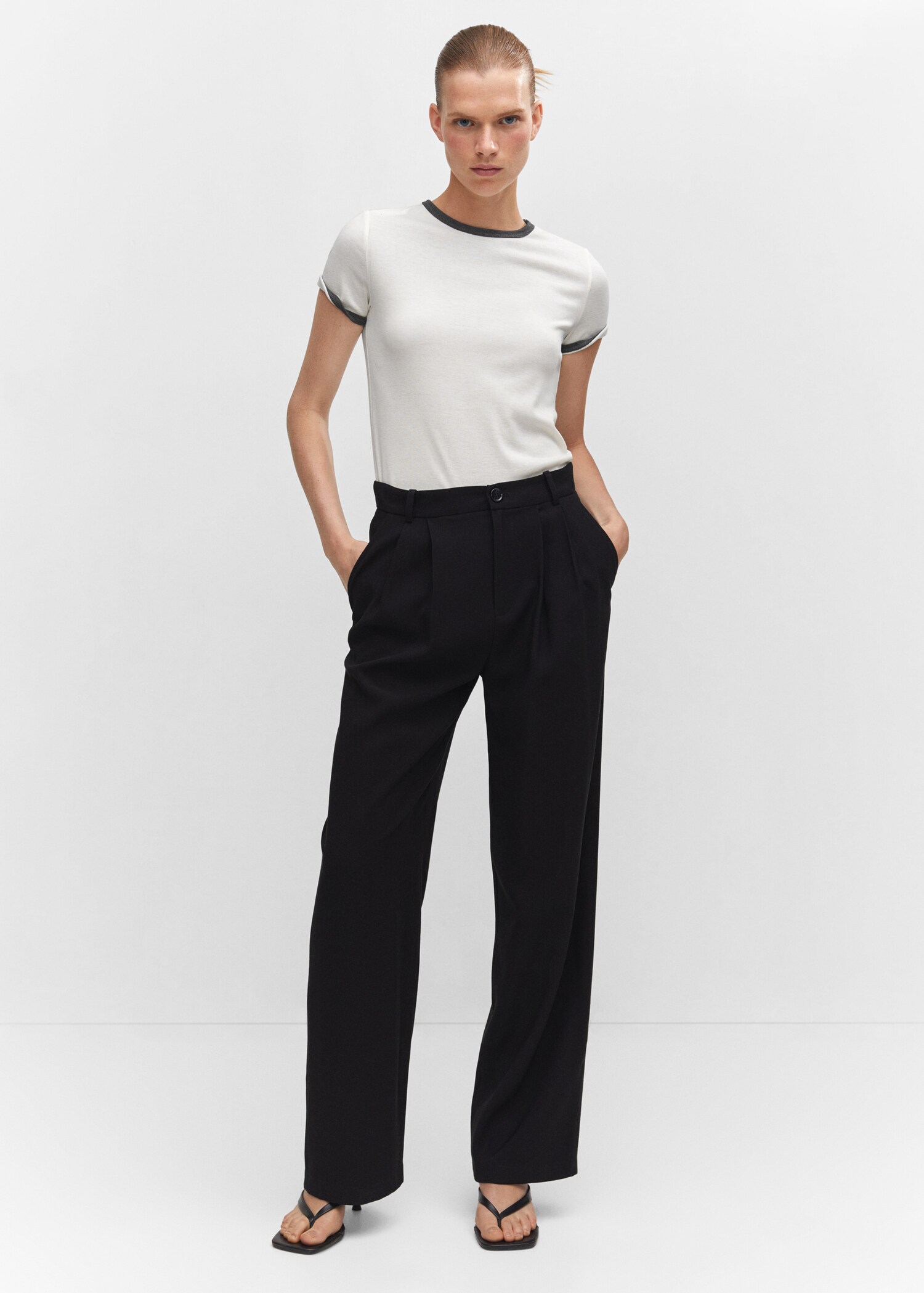 Wideleg pleated trousers - General plane