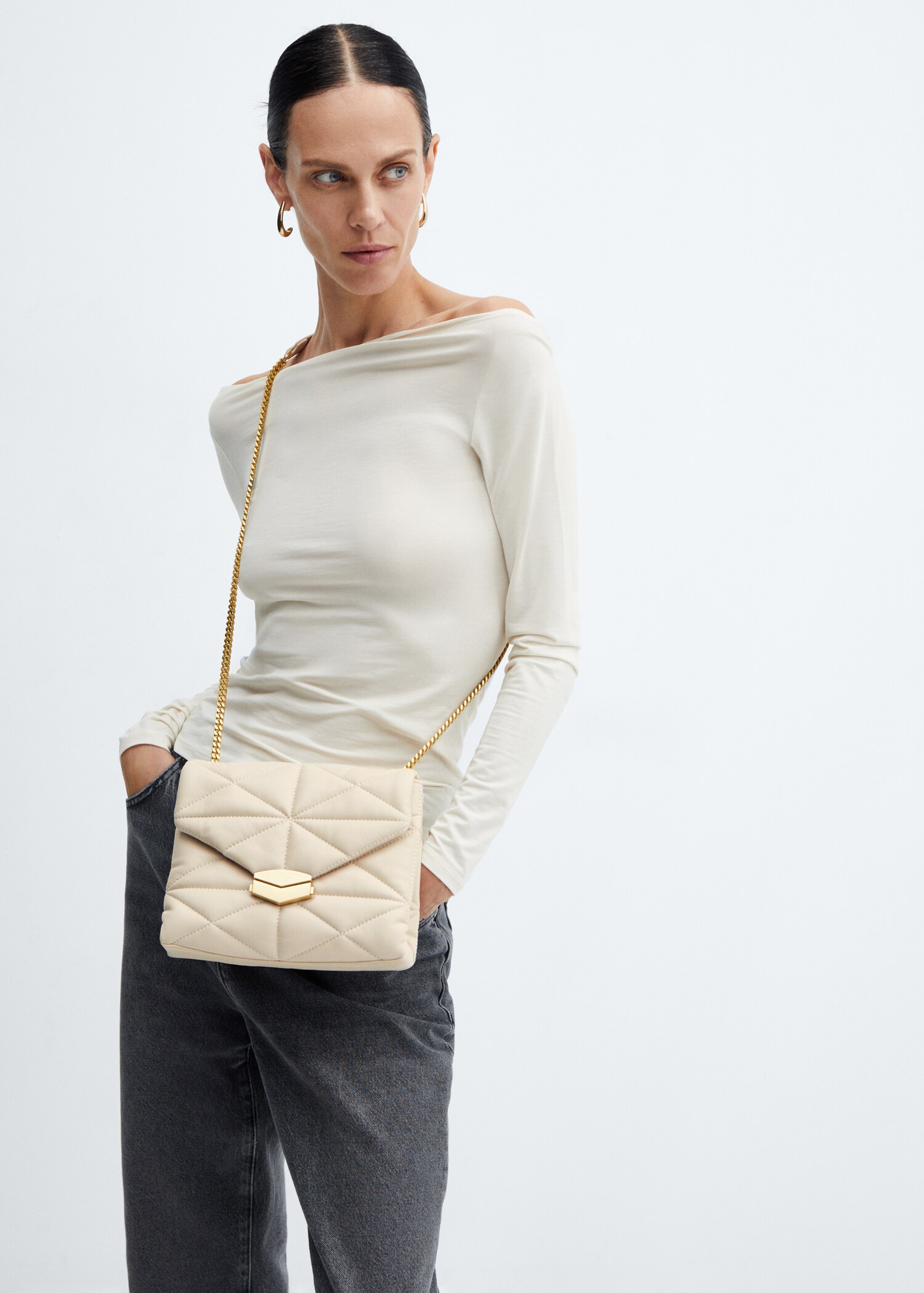Quilted bag with flap - General plane