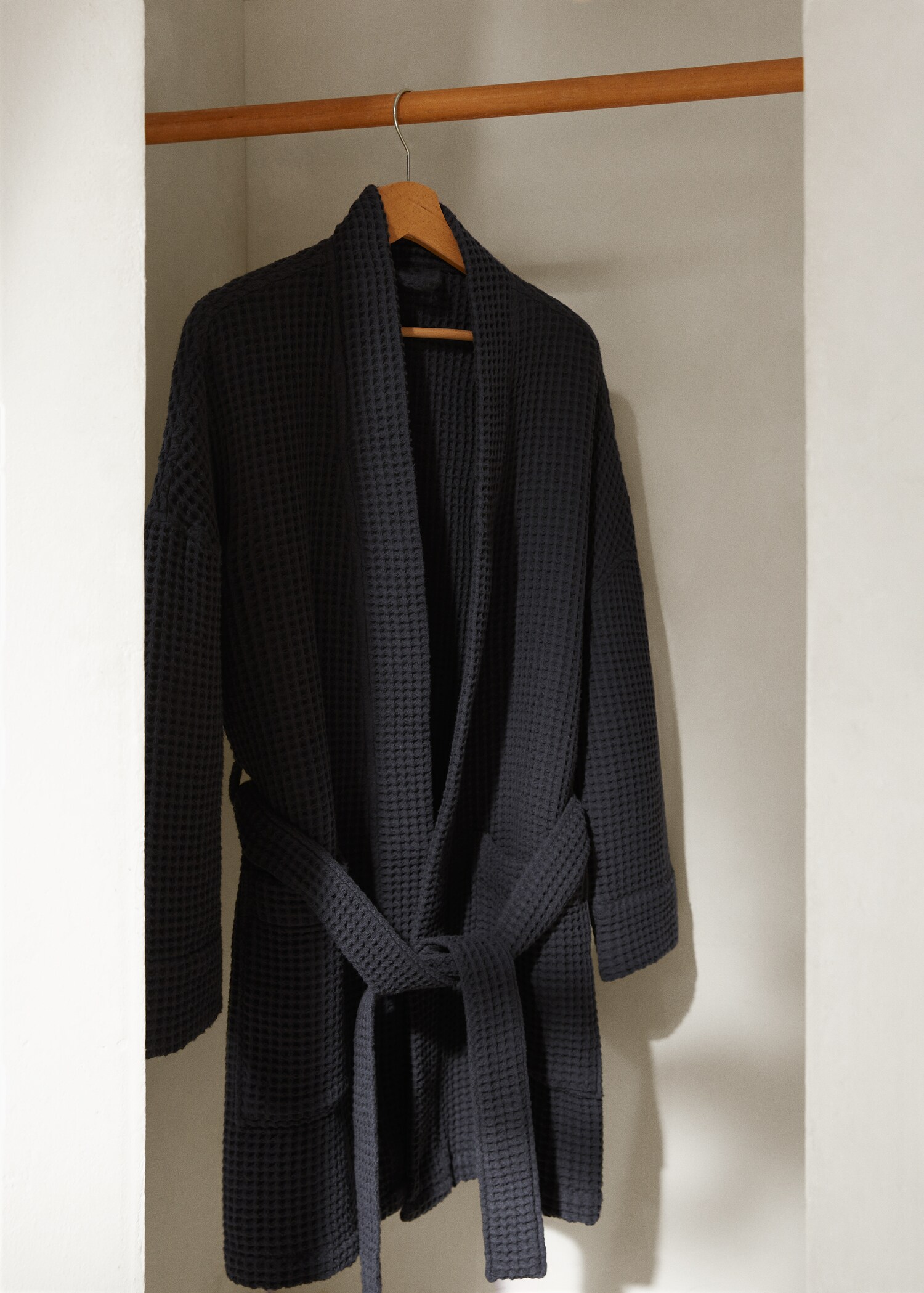 100% cotton waffle bathrobe - General plane