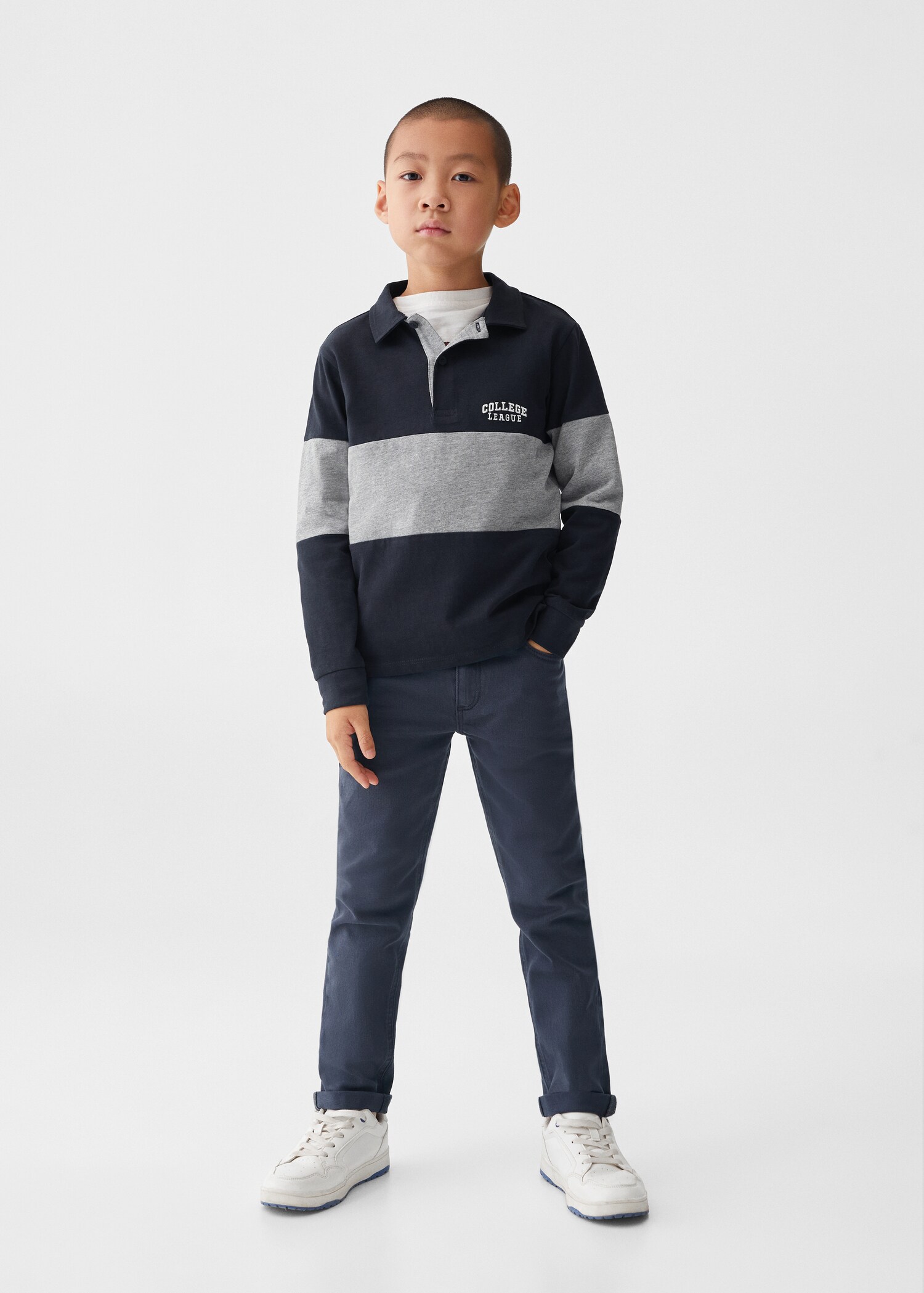 Polo style sweater - General plane