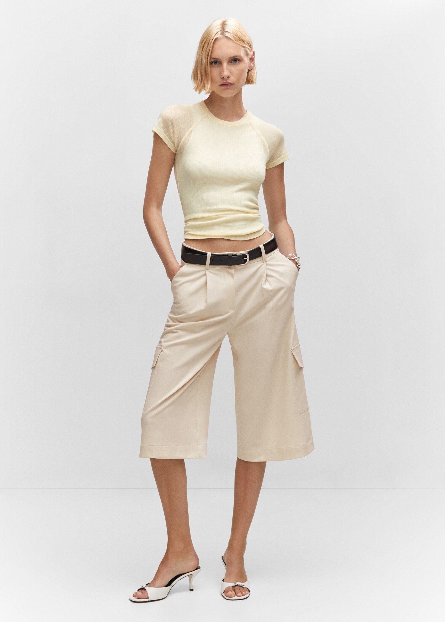 Pleated cargo shorts Women MANGO Gibraltar