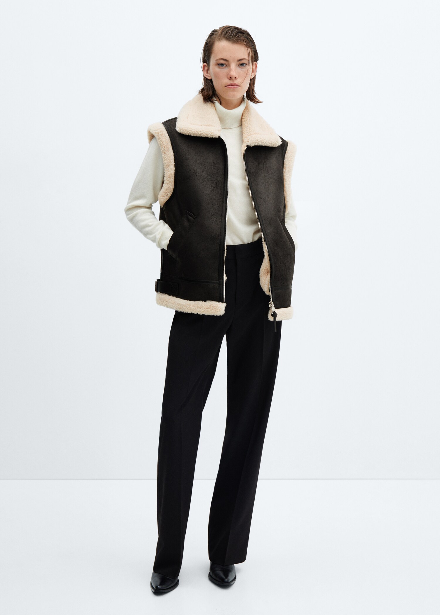 Shearling-lined leather-effect gilet - Celkový náhled