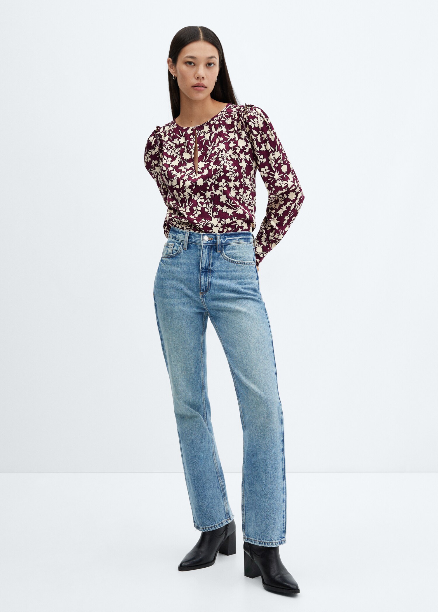 Floral print blouse - General plane