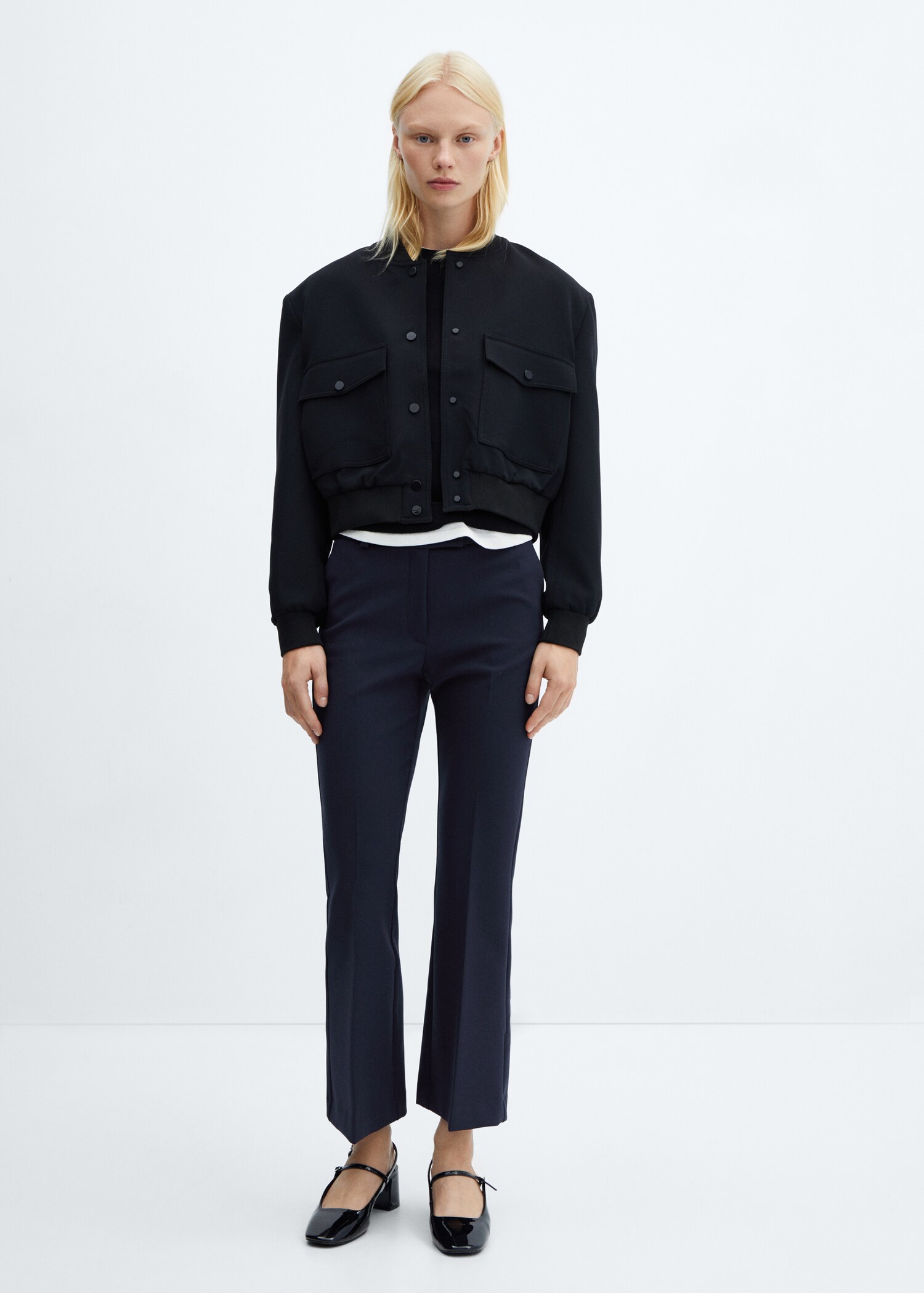 Cropped flared trousers - General plane