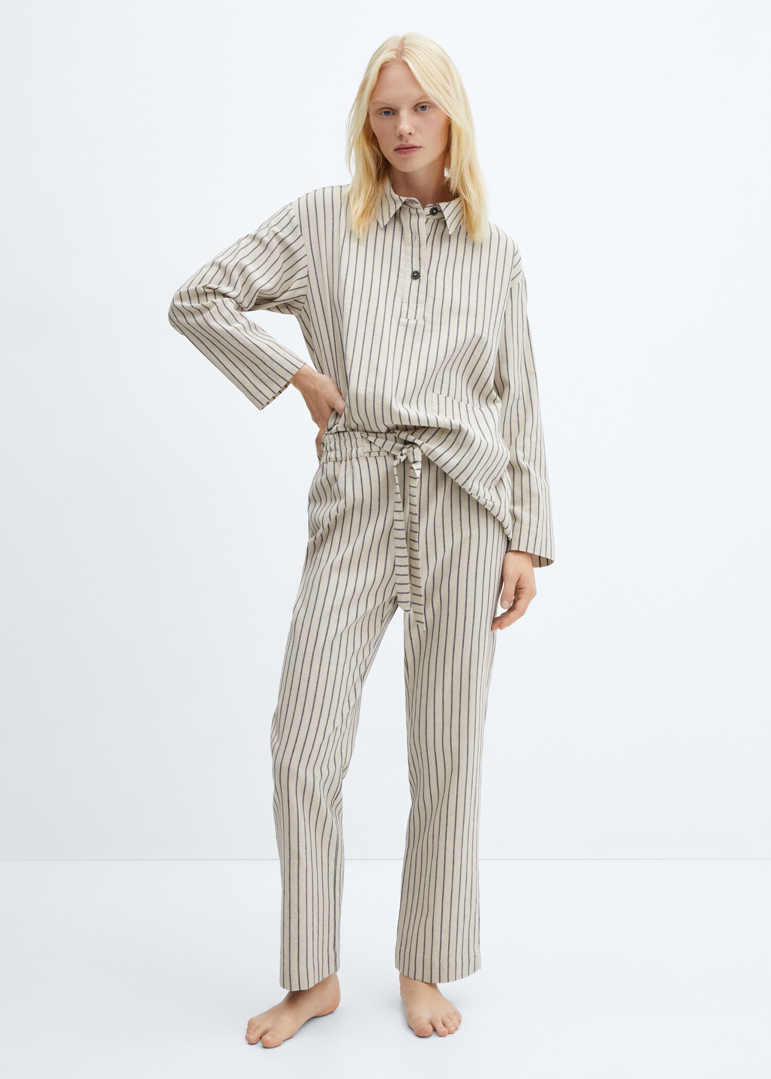 Striped pajama trousers - General plane