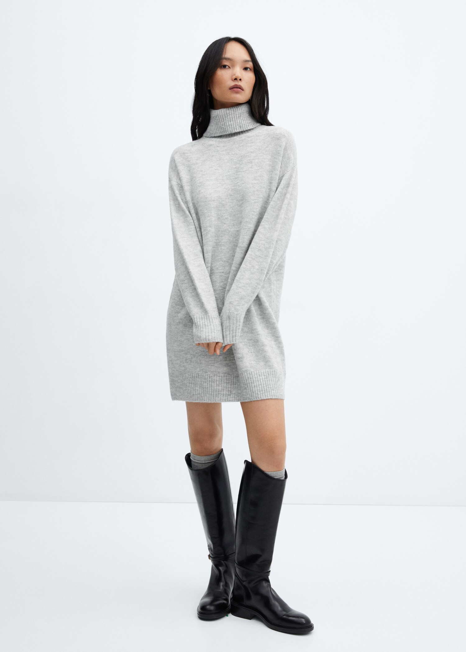 Turtle neck knit dress - General plane
