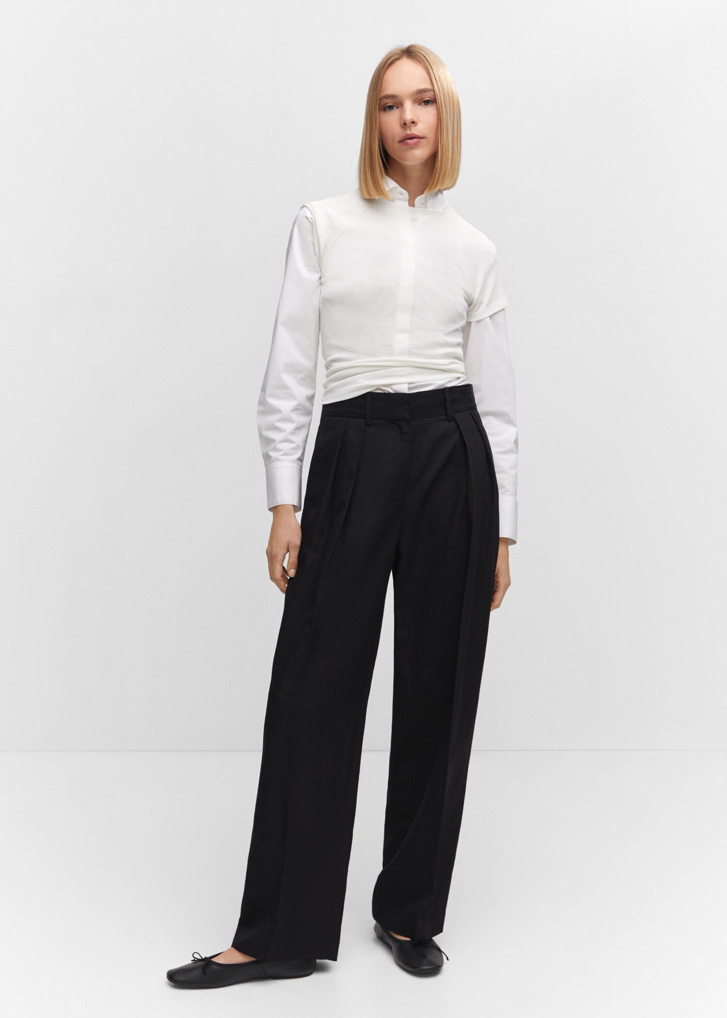Wideleg pleated trousers - General plane