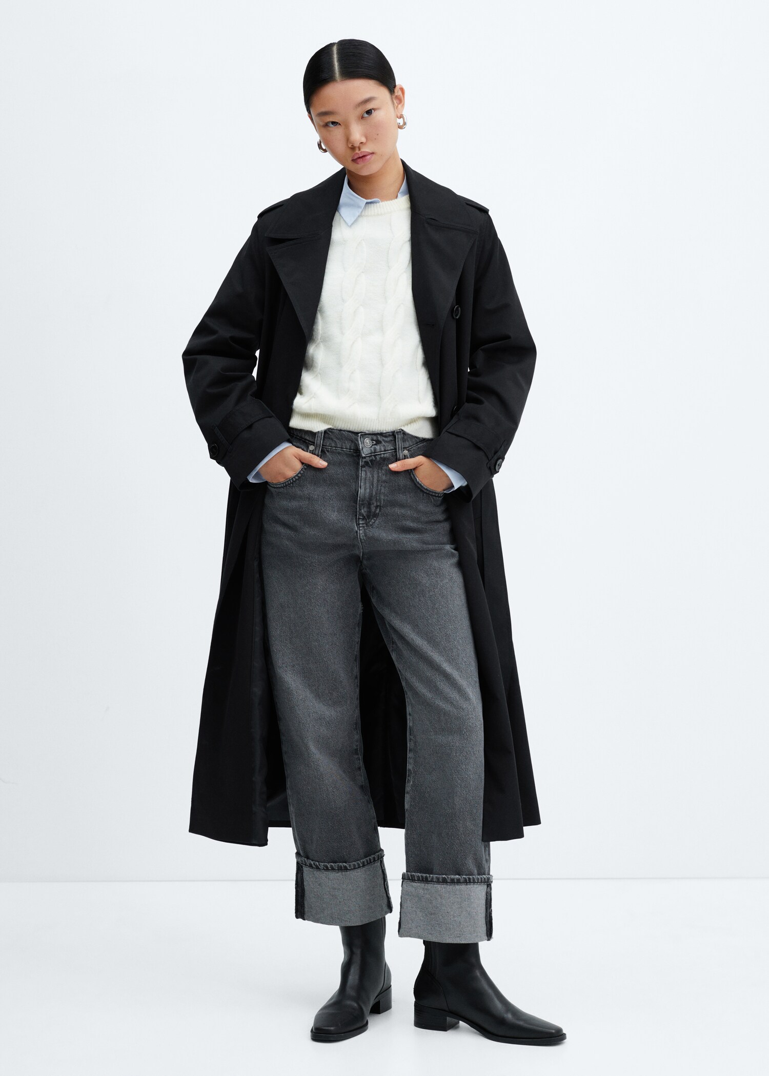 Double-button trench coat - General plane