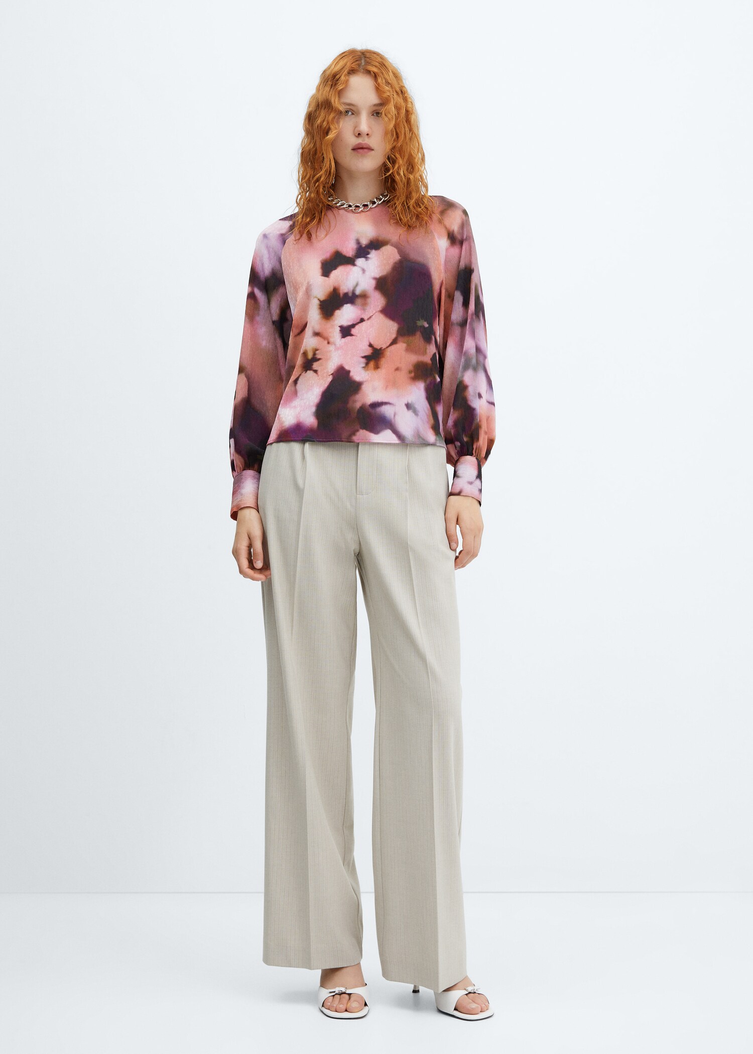 Blouse à fleurs manches bouffantes - Plan général