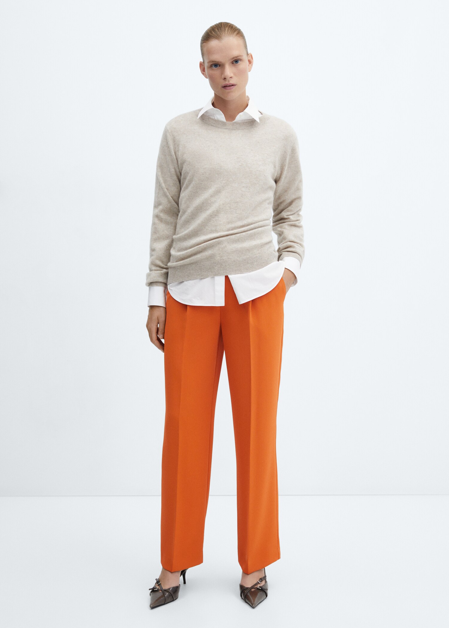 Straight-fit pleated trousers - General plane
